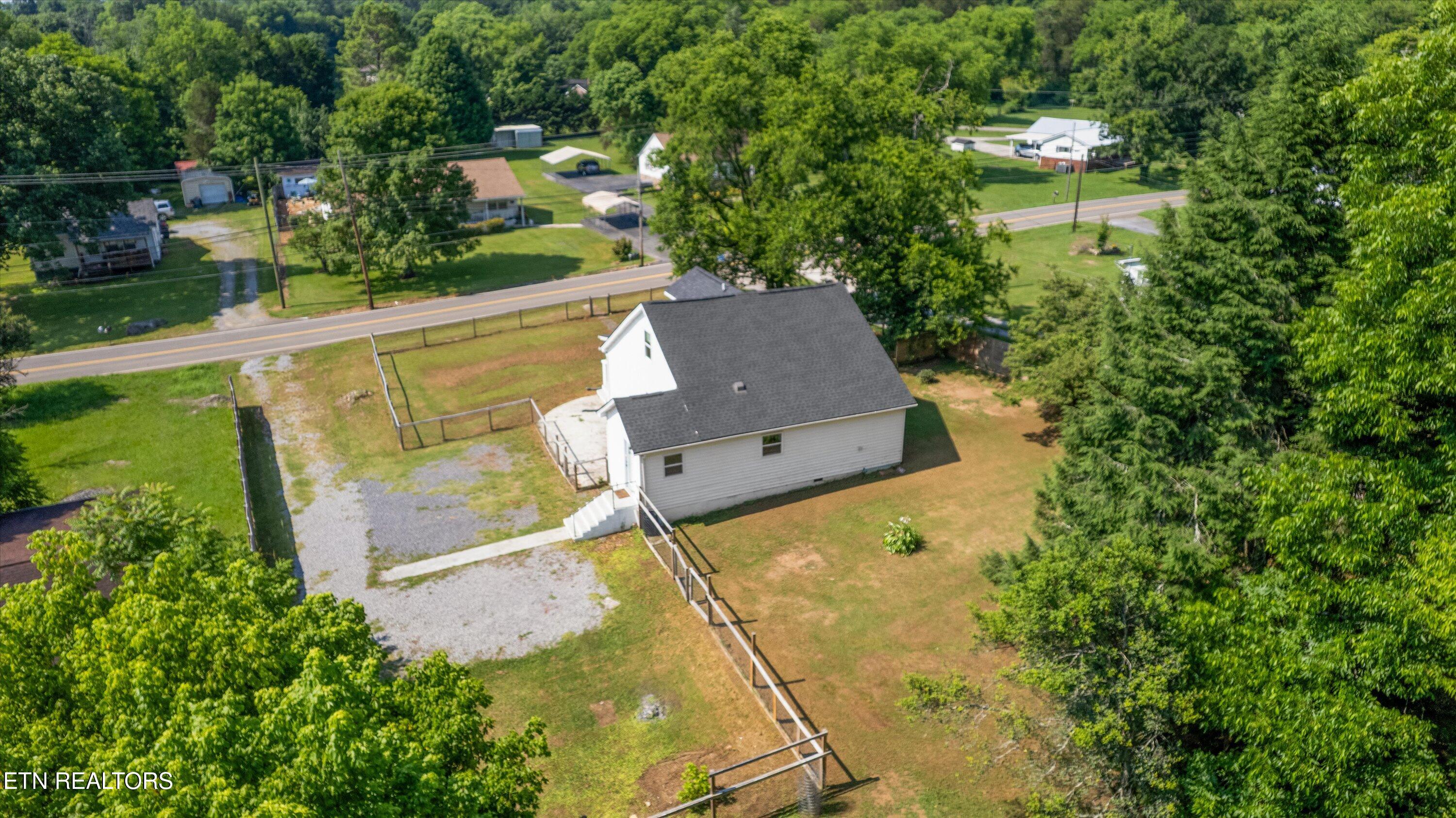 5813 Thorn Grove Pike Knoxville TN 37914