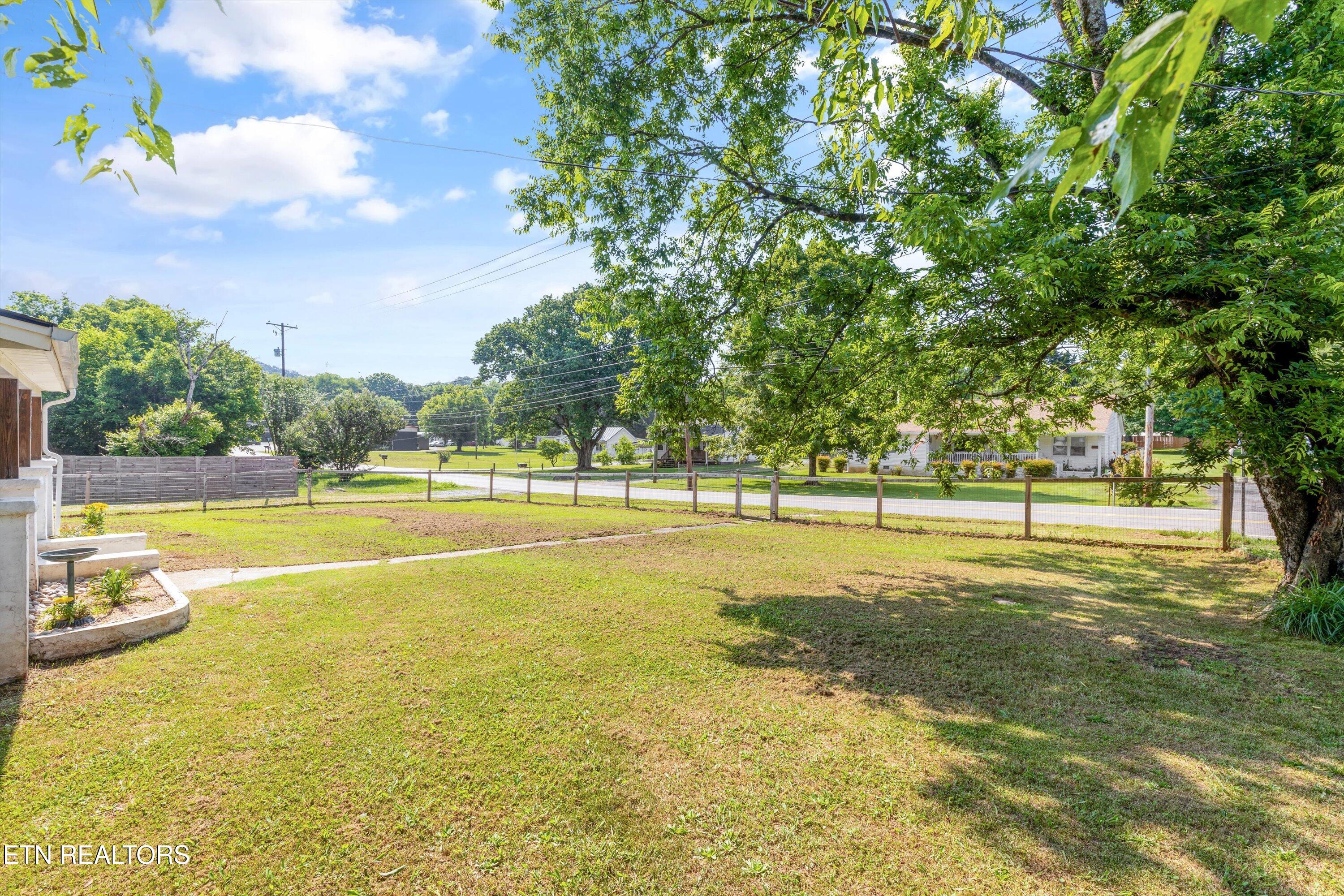 5813 Thorn Grove Pike Knoxville TN 37914