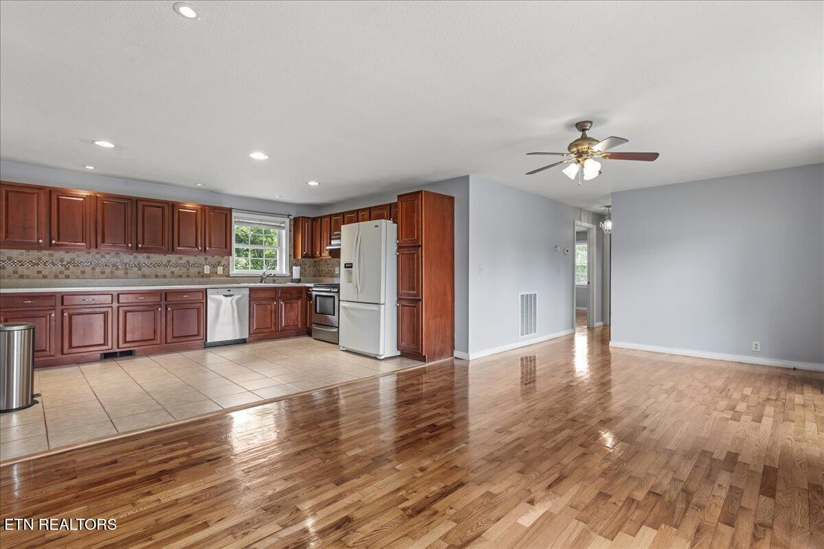 1231 Morgan Street Athens TN 37303