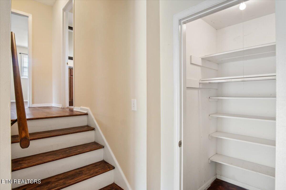 10437 Grovedale Drive Knoxville TN 37922