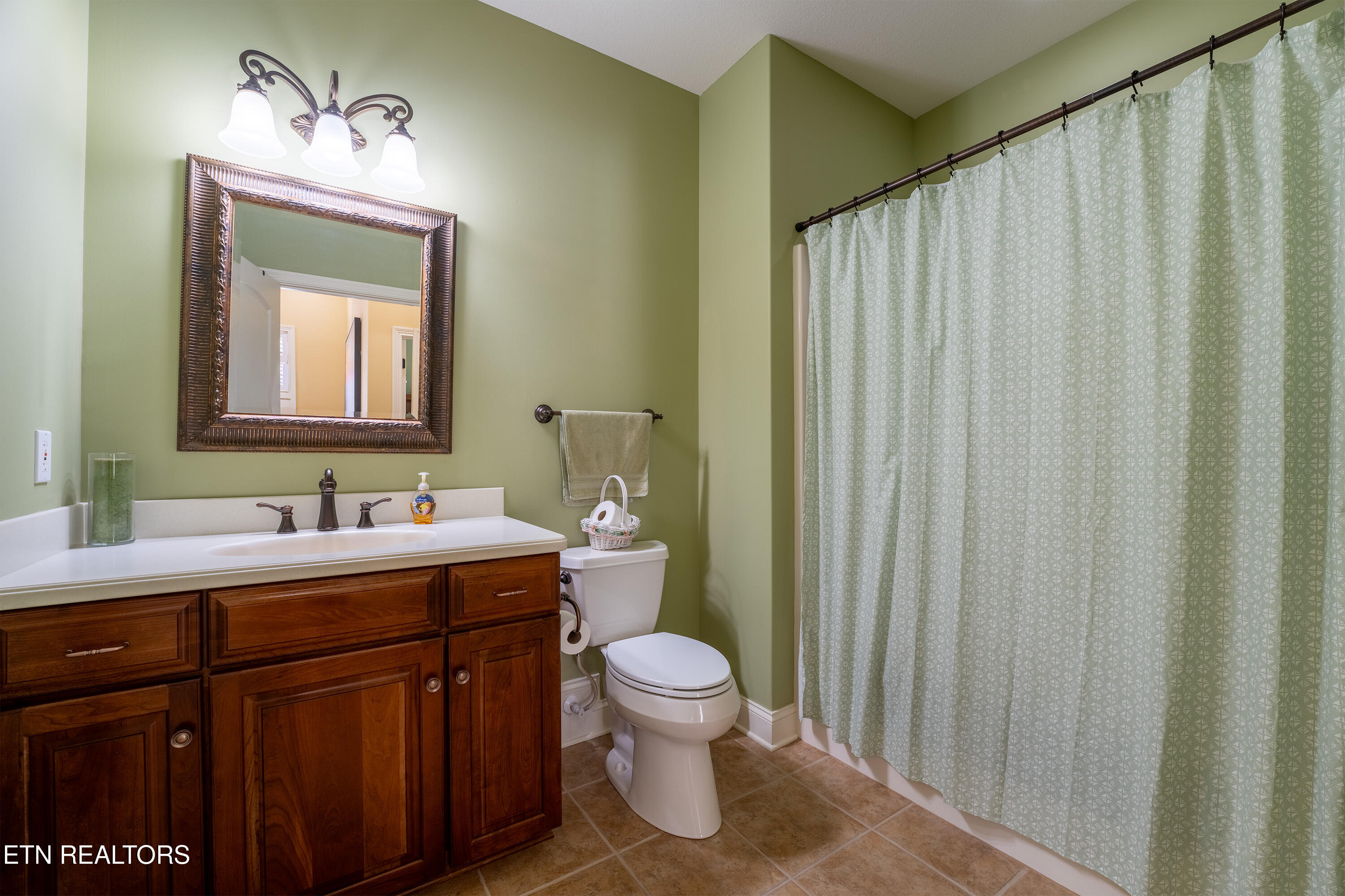 114 Skiatook Way Loudon TN 37774