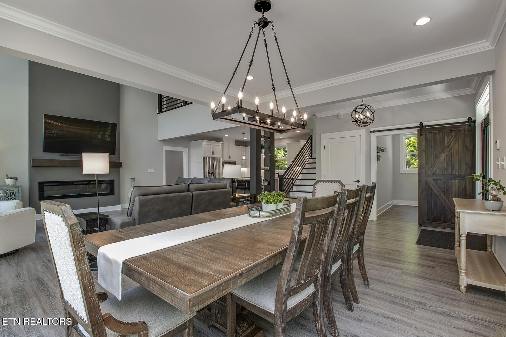 880 Skyline Drive Harriman TN 37748