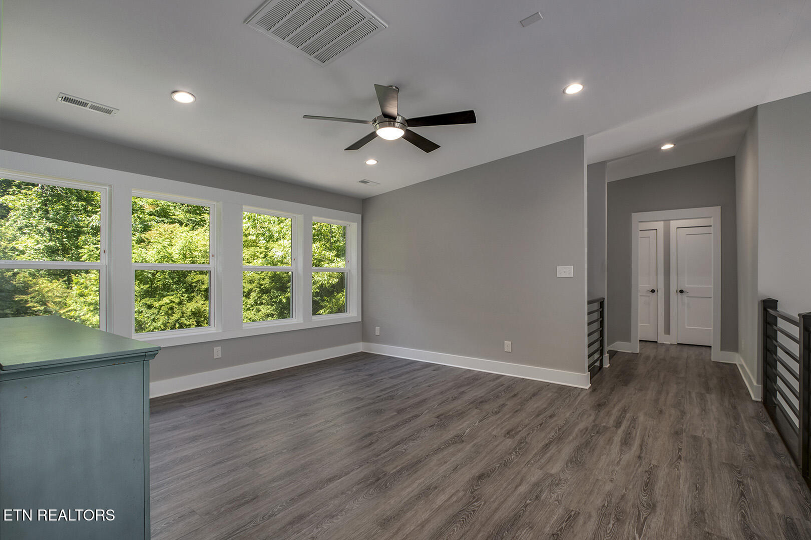 880 Skyline Drive Harriman TN 37748