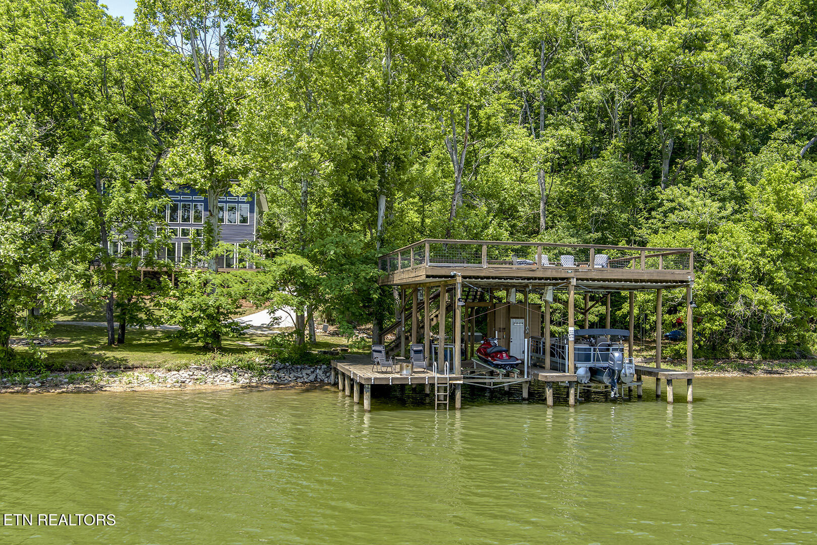 880 Skyline Drive Harriman TN 37748