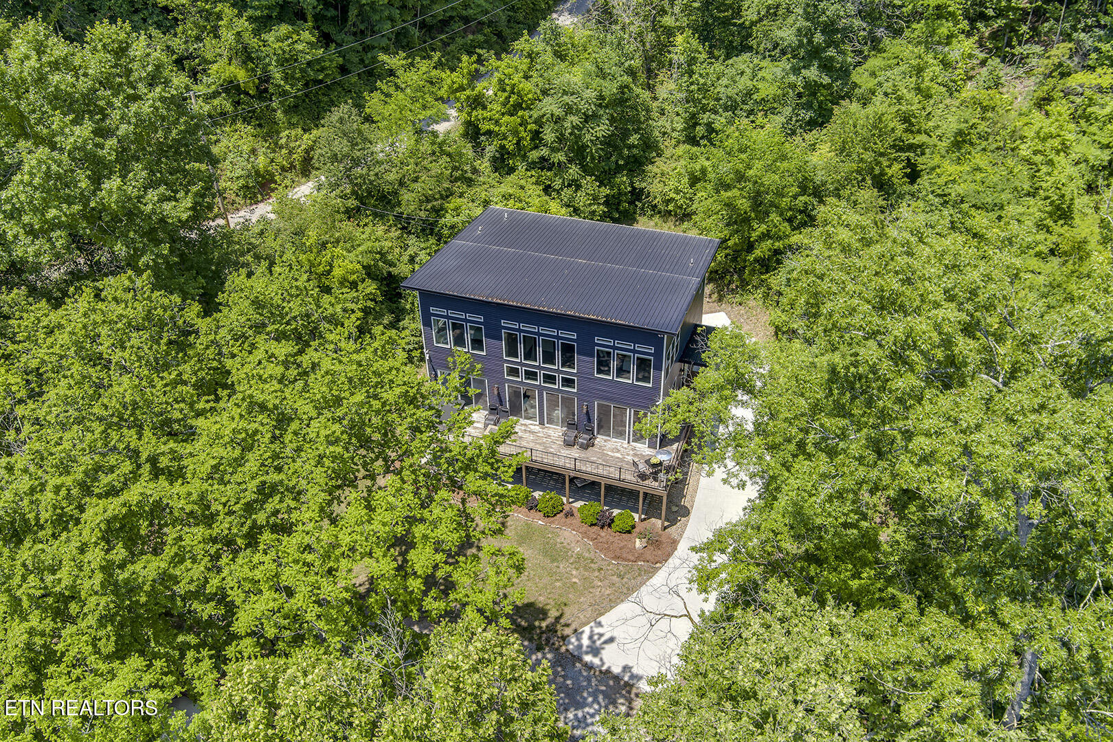 880 Skyline Drive Harriman TN 37748