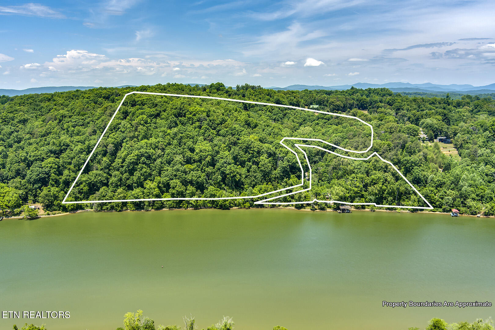 880 Skyline Drive Harriman TN 37748
