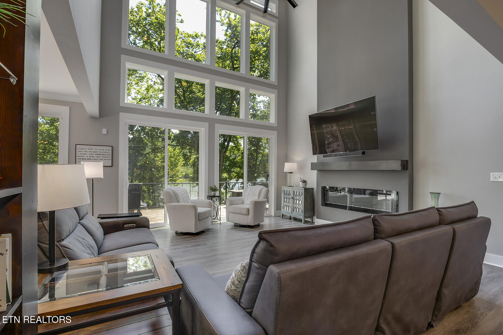880 Skyline Drive Harriman TN 37748