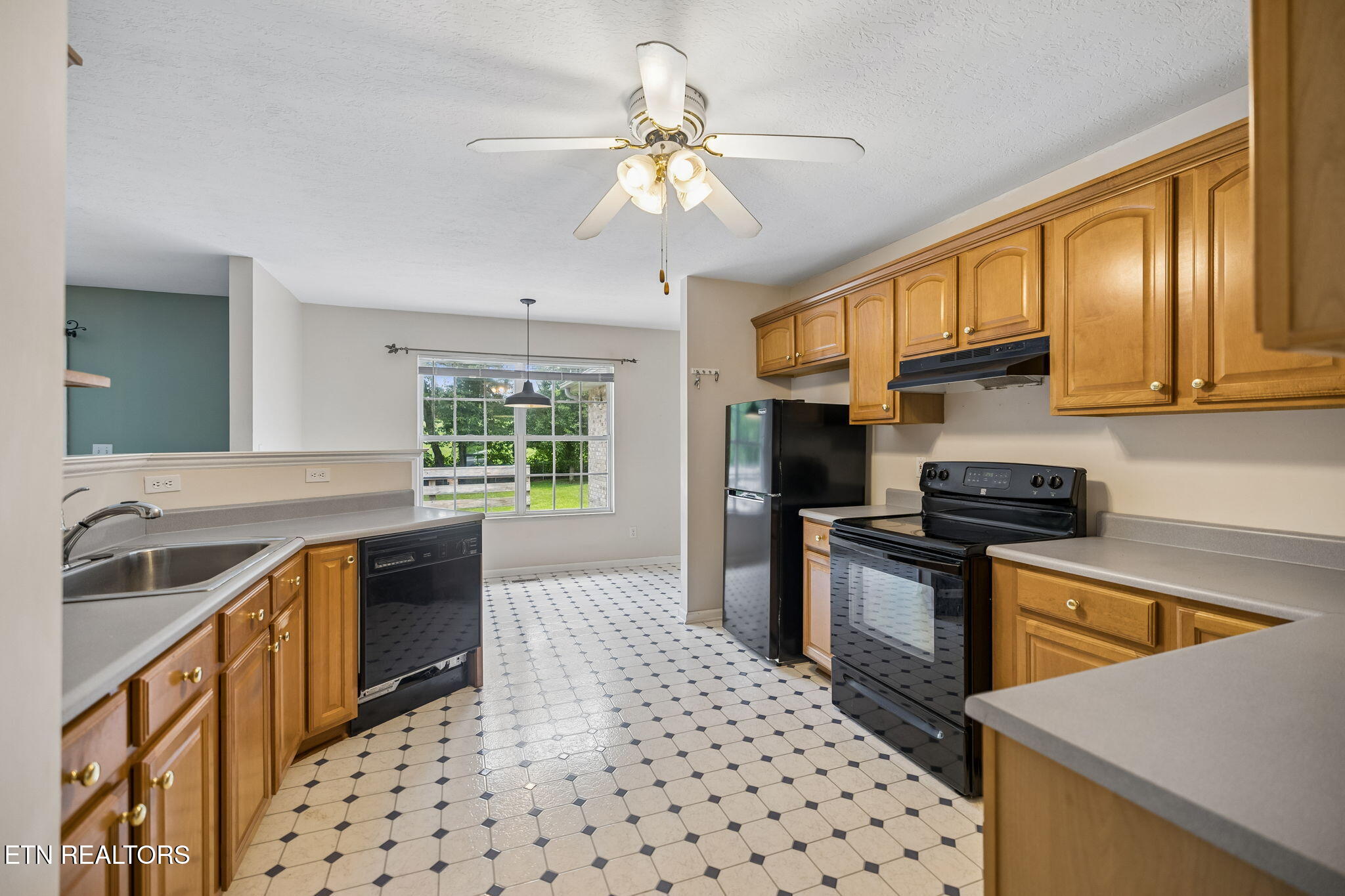 5616 Brandon Park Drive Maryville TN 37804