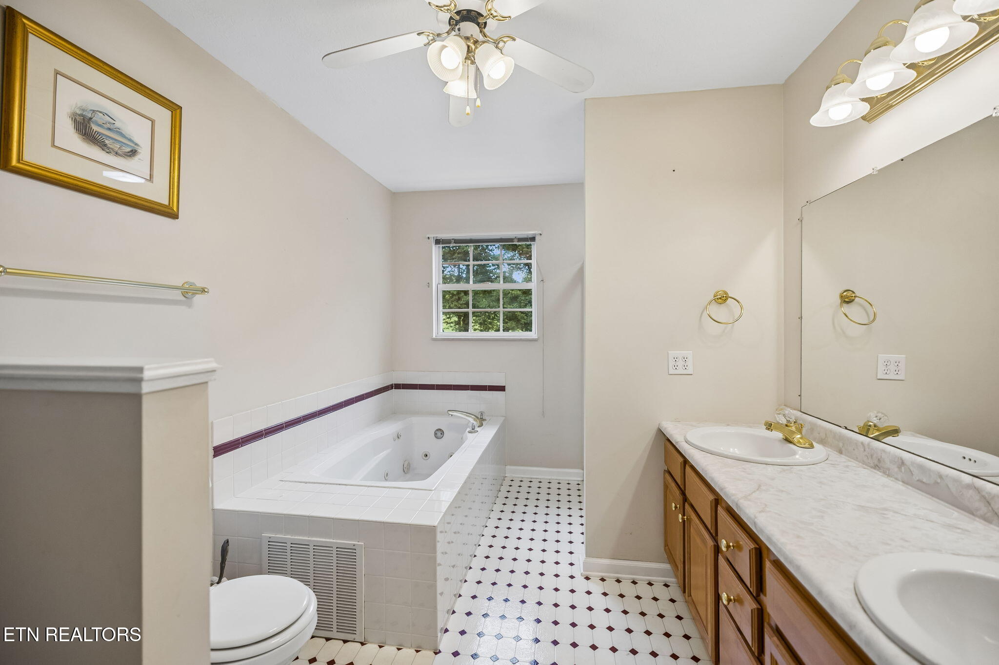 5616 Brandon Park Drive Maryville TN 37804