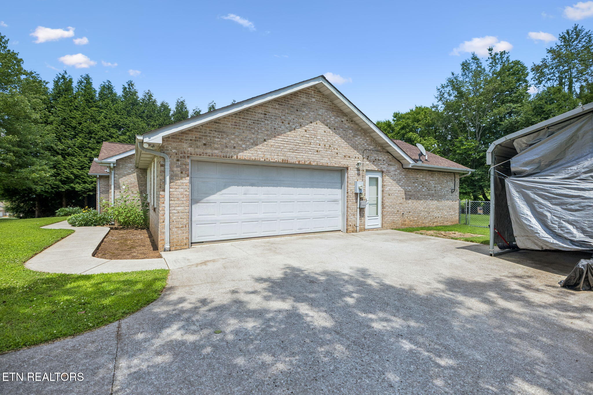 5616 Brandon Park Drive Maryville TN 37804