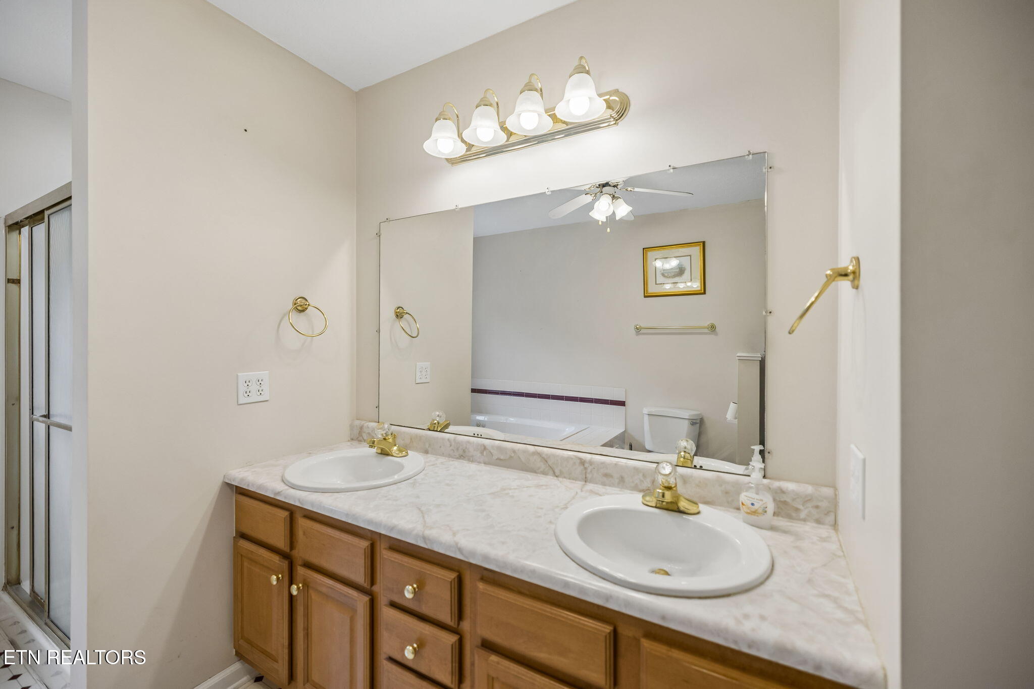 5616 Brandon Park Drive Maryville TN 37804