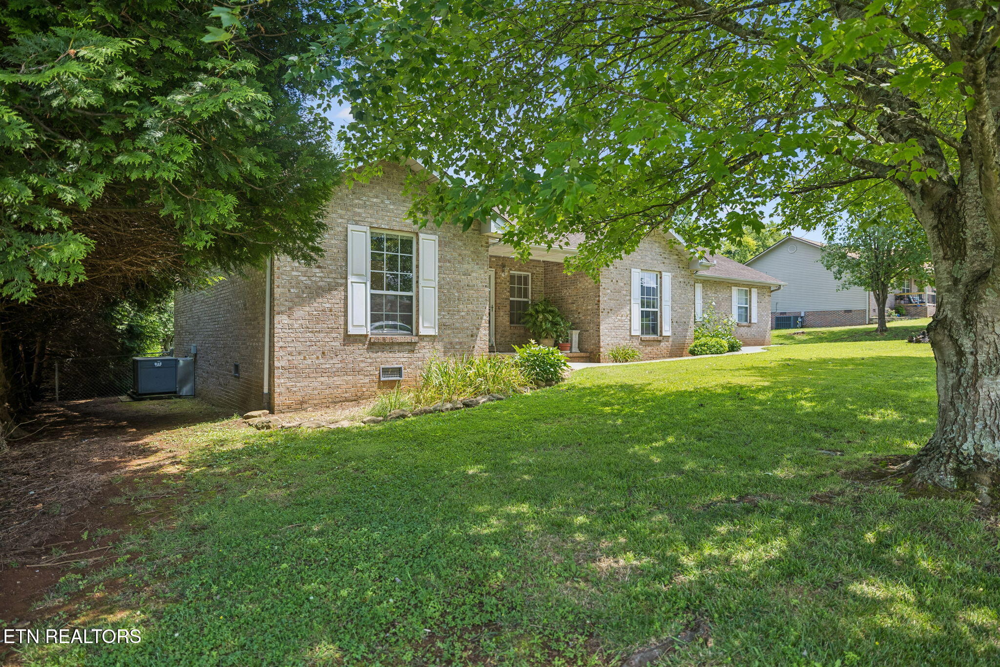 5616 Brandon Park Drive Maryville TN 37804