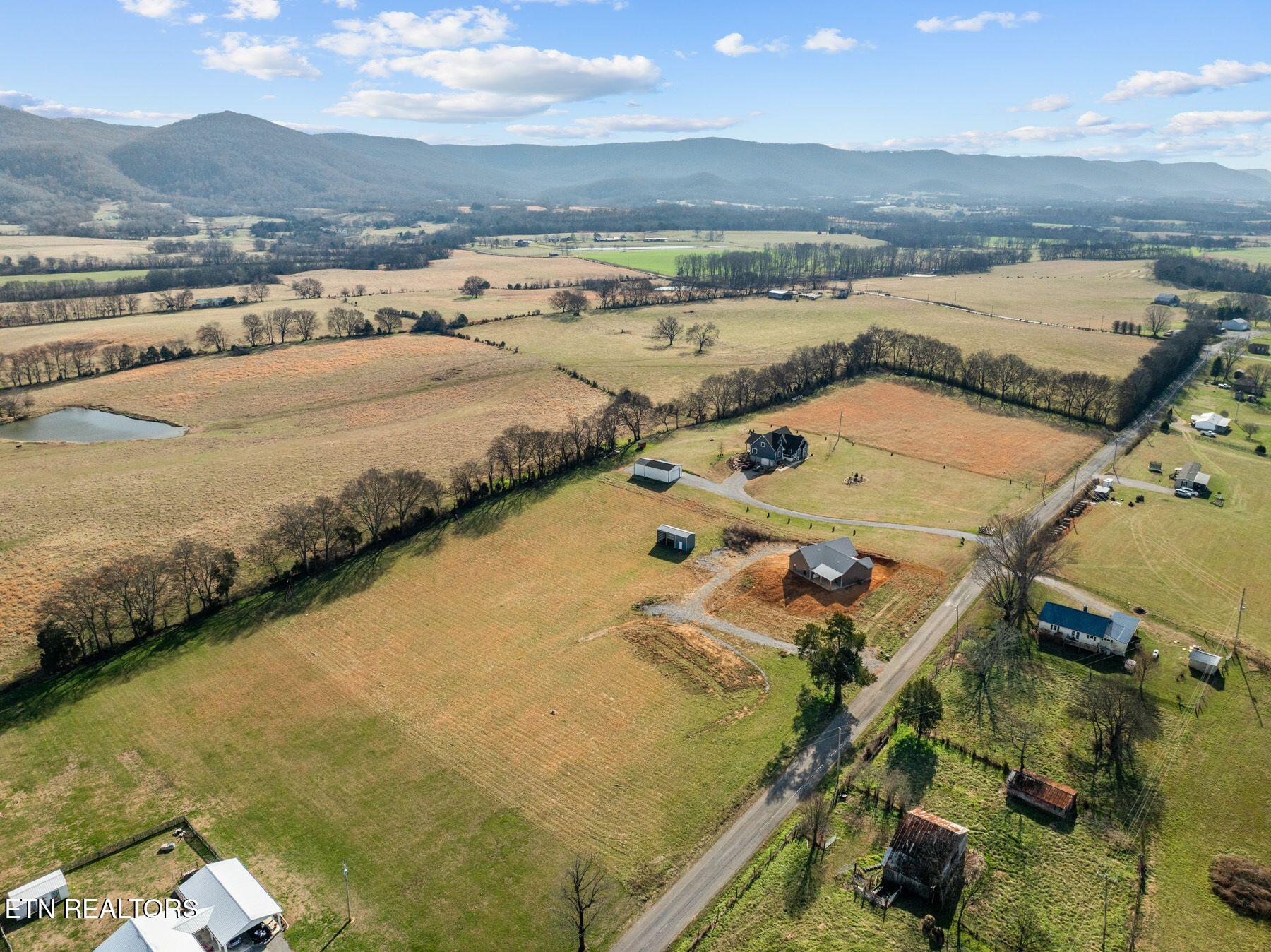 20136 Old State Highway 28 Pikeville TN 37367