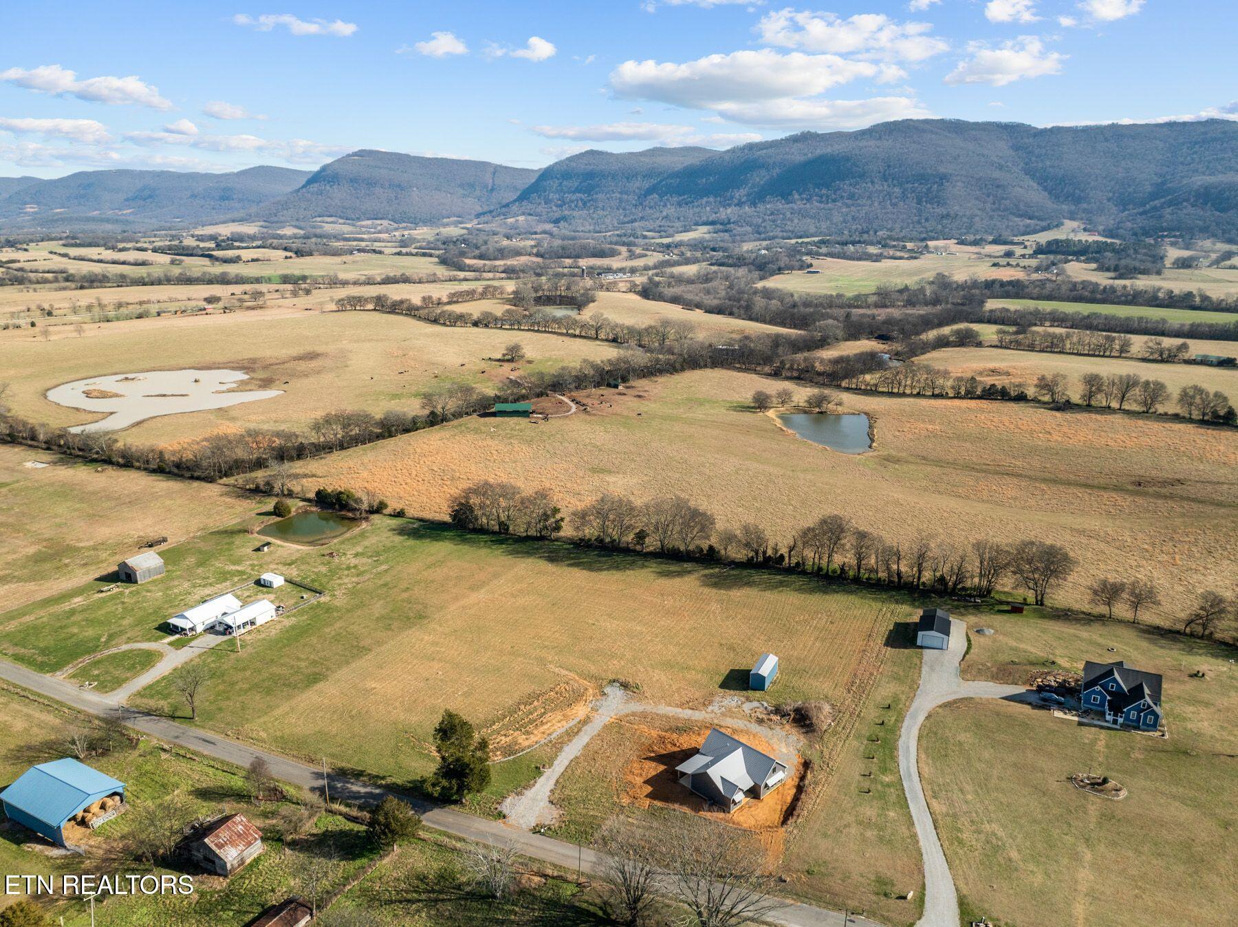20136 Old State Highway 28 Pikeville TN 37367
