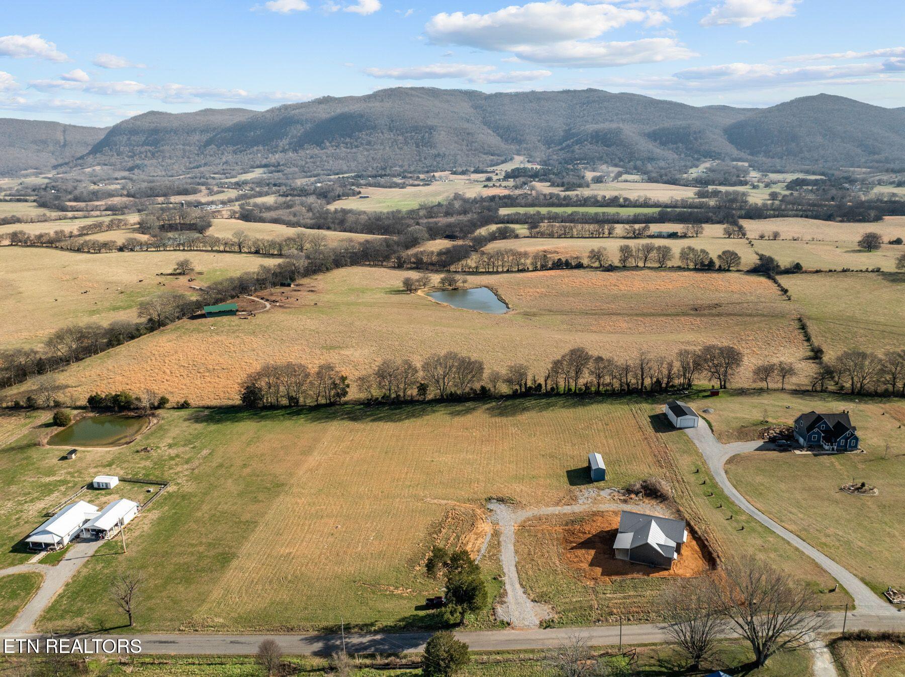 20136 Old State Highway 28 Pikeville TN 37367