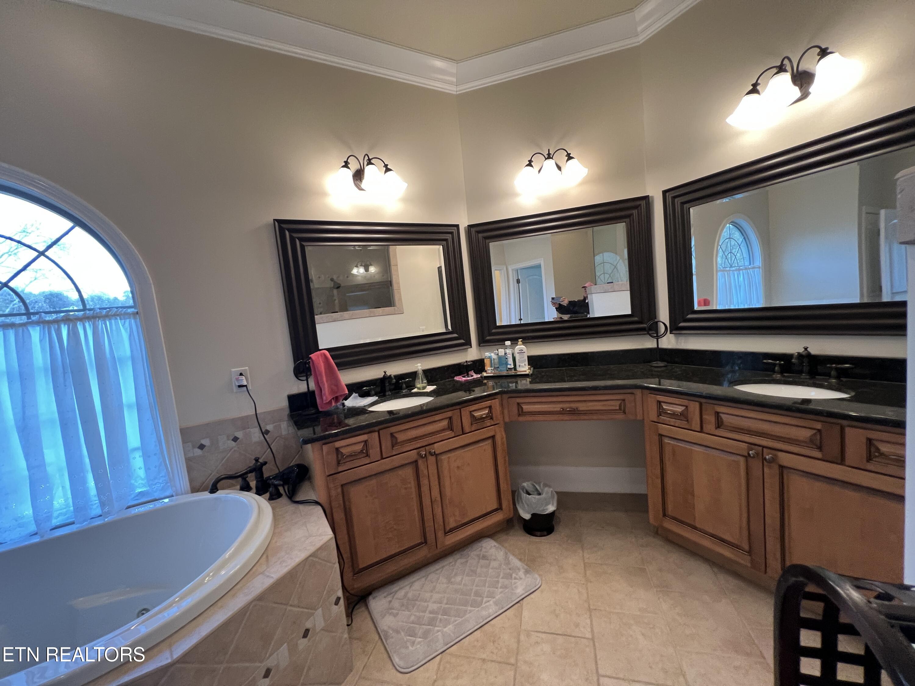 614 Watercrest Lane Dandridge TN 37725