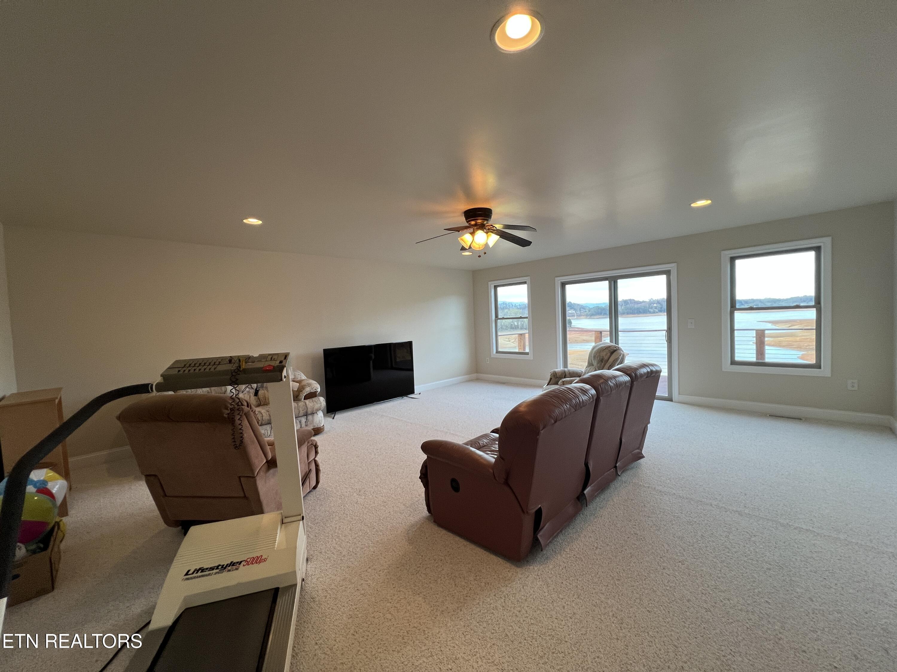 614 Watercrest Lane Dandridge TN 37725