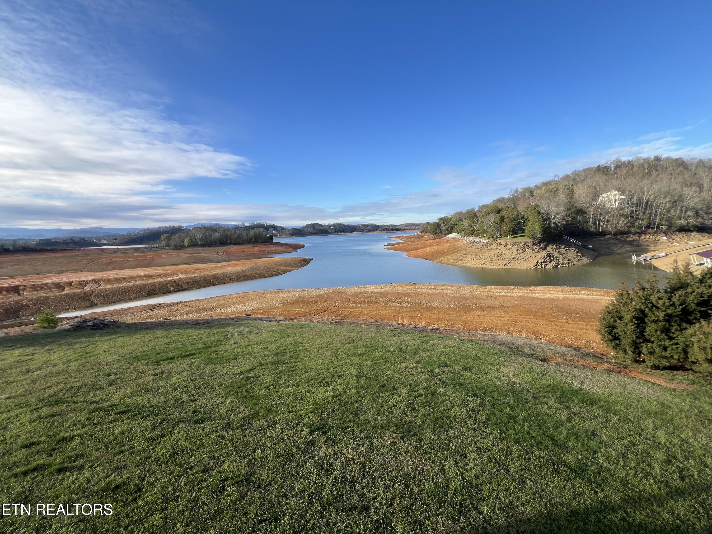 614 Watercrest Lane Dandridge TN 37725
