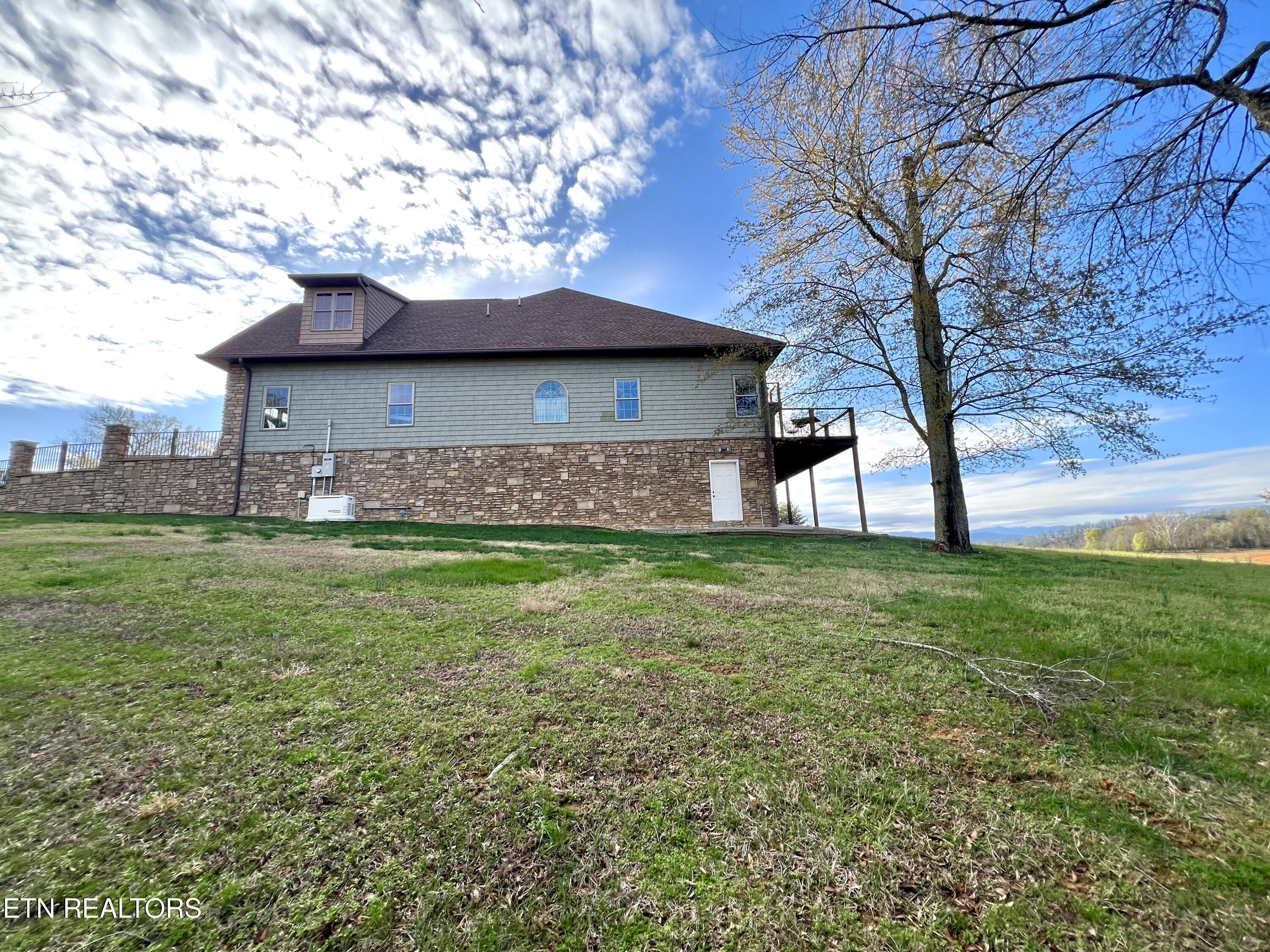 614 Watercrest Lane Dandridge TN 37725