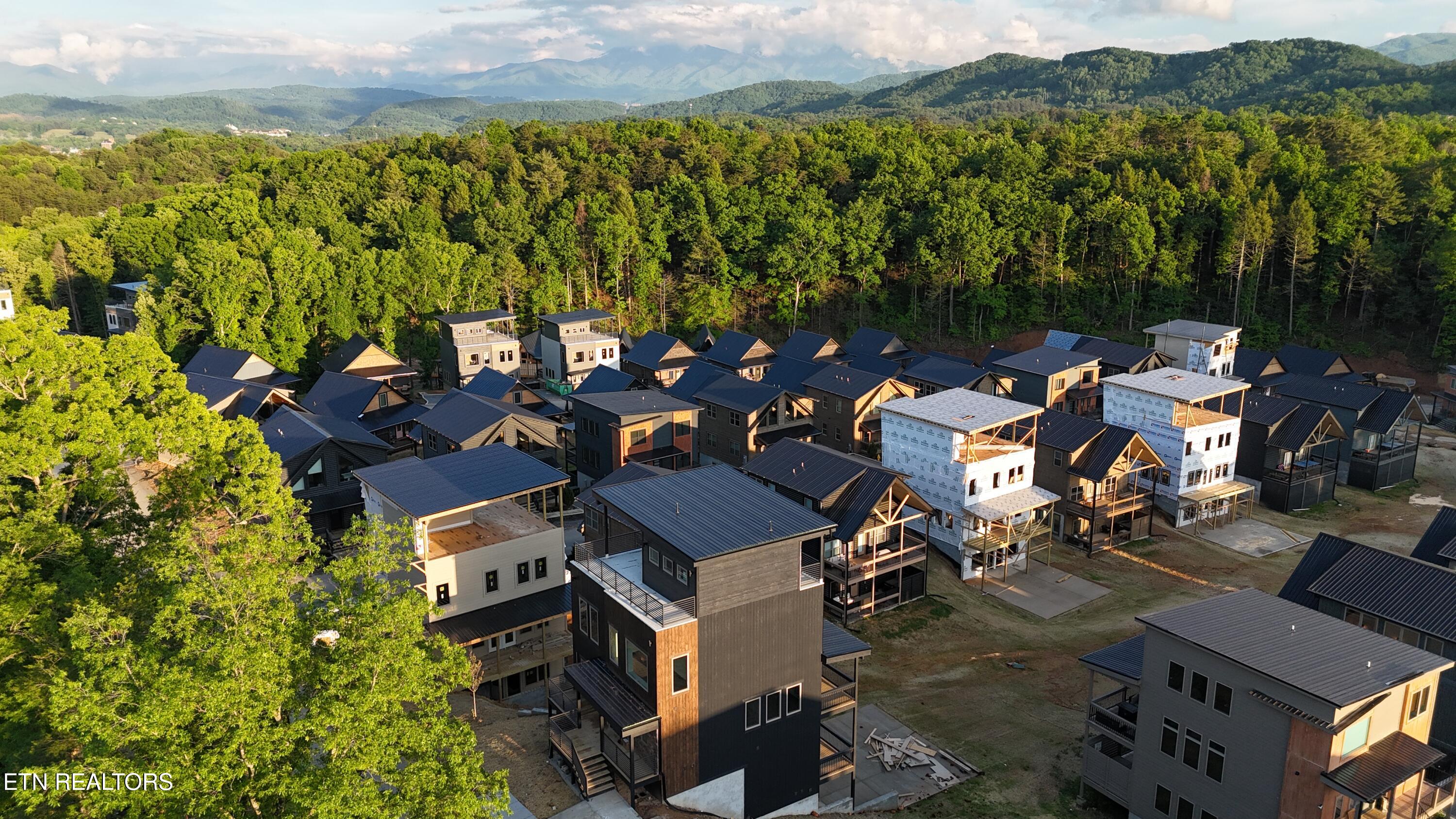2906 Tipi Way Pigeon Forge TN 37863