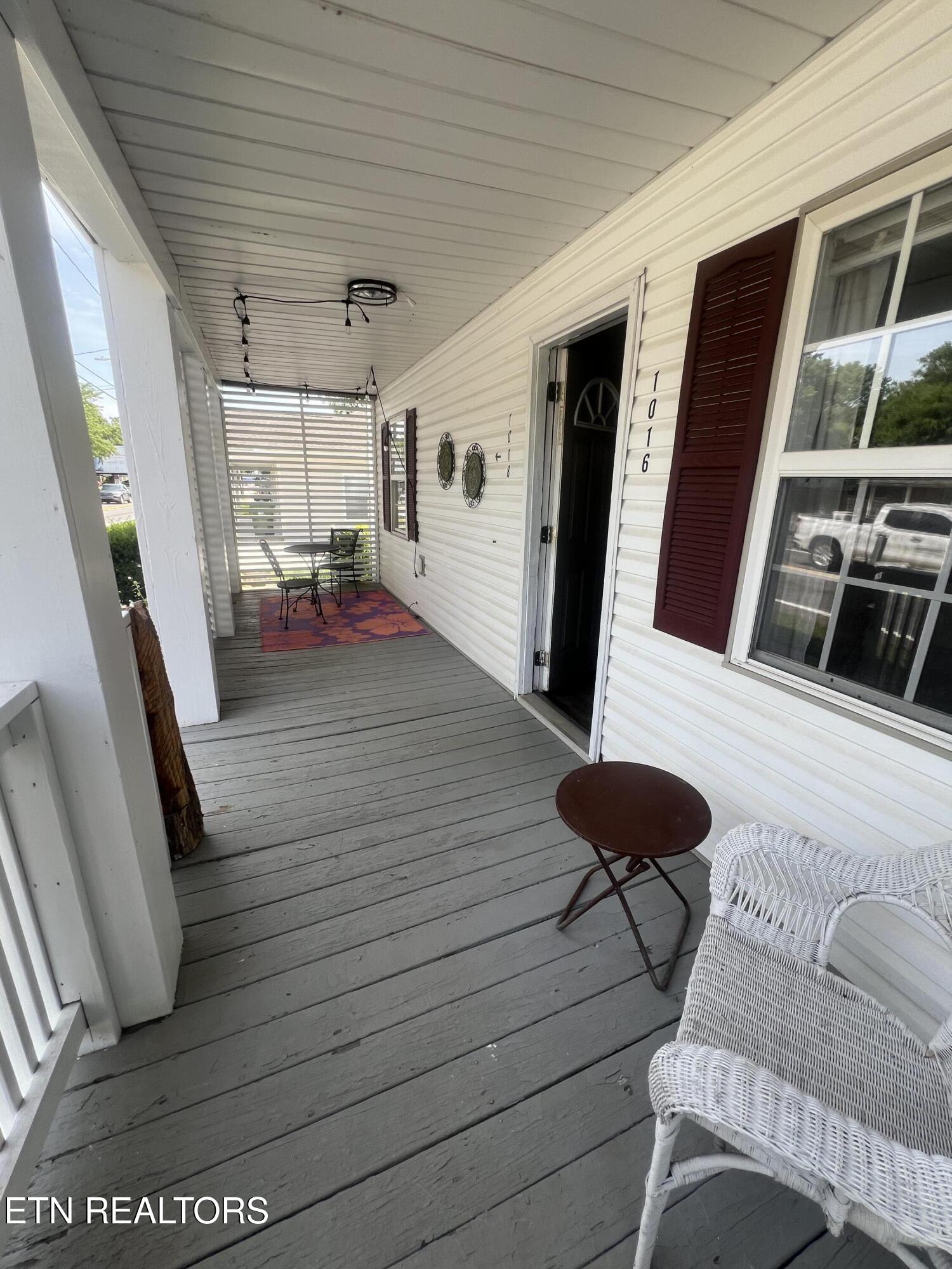 1016-1018 W Broadway Avenue Maryville TN 37801