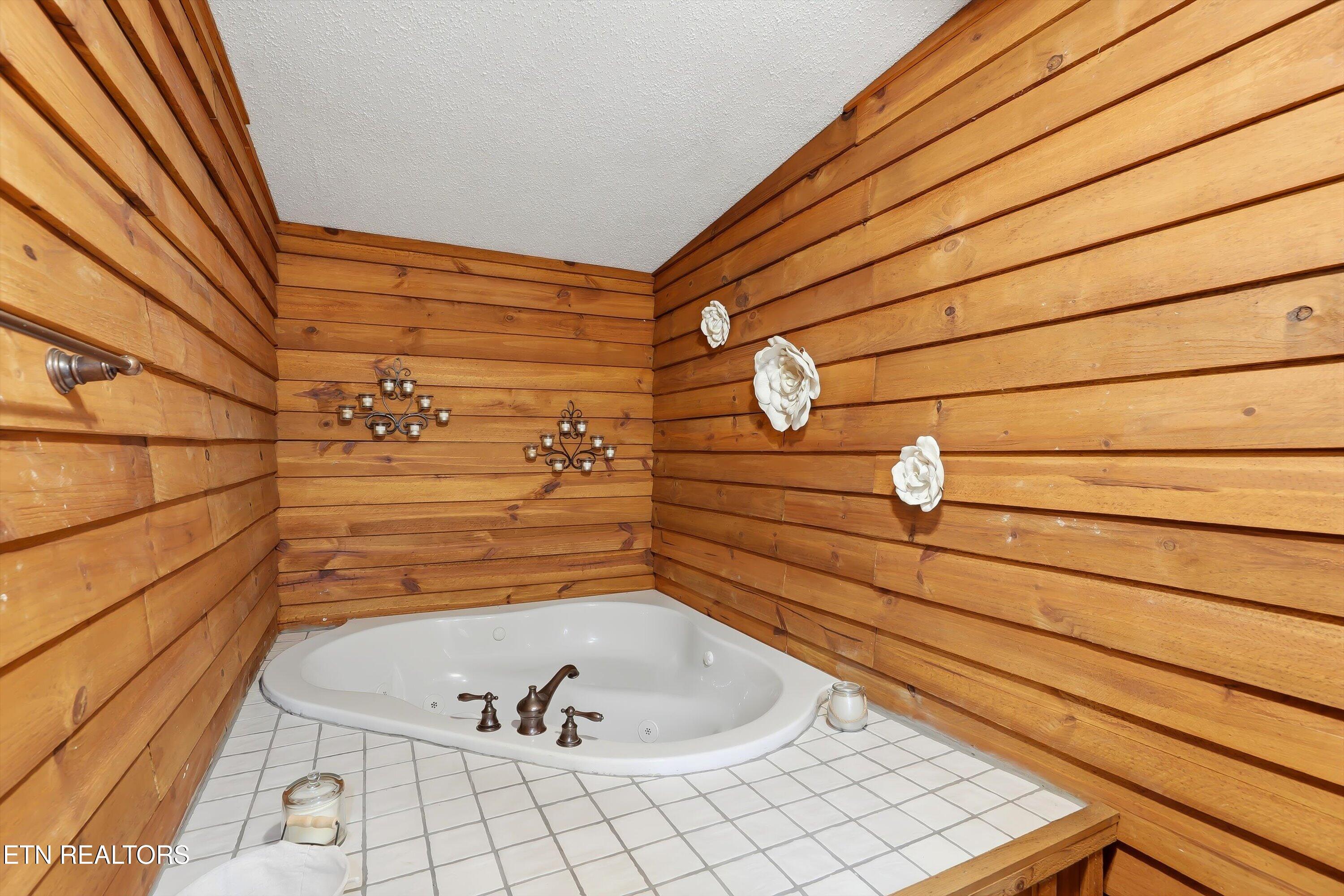 4035 Lonas Drive Knoxville TN 37909