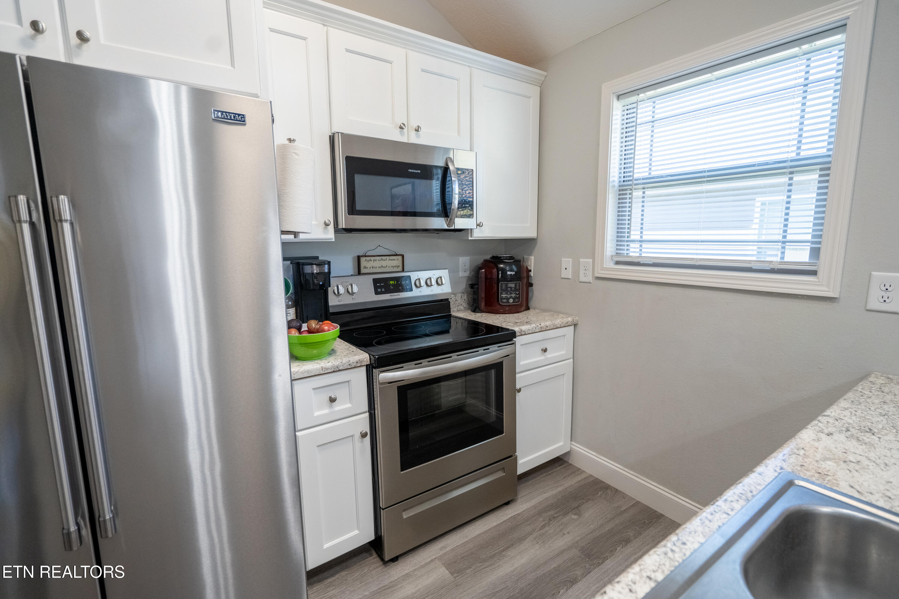 925 Loy Street Clinton TN 37716