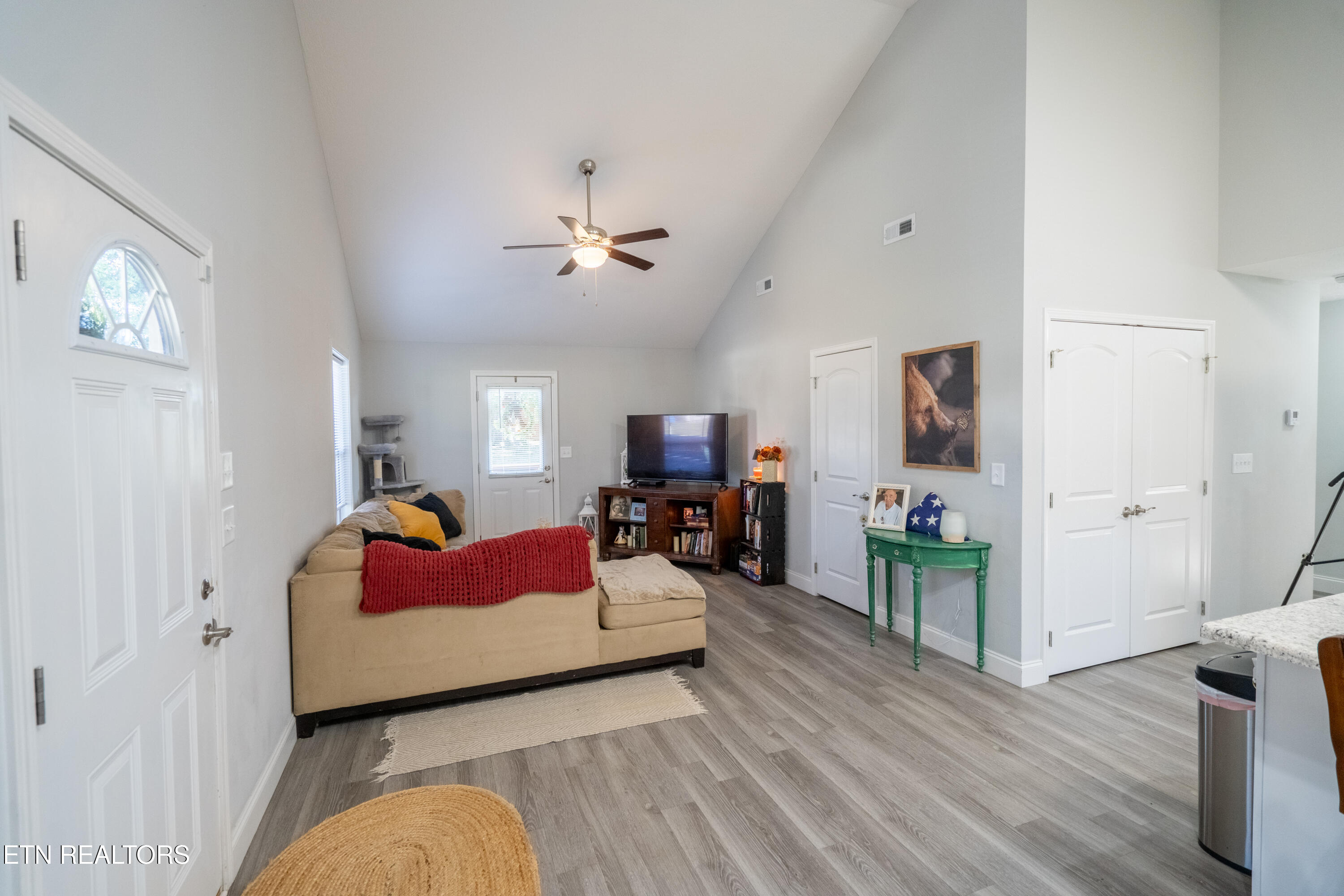 925 Loy Street Clinton TN 37716