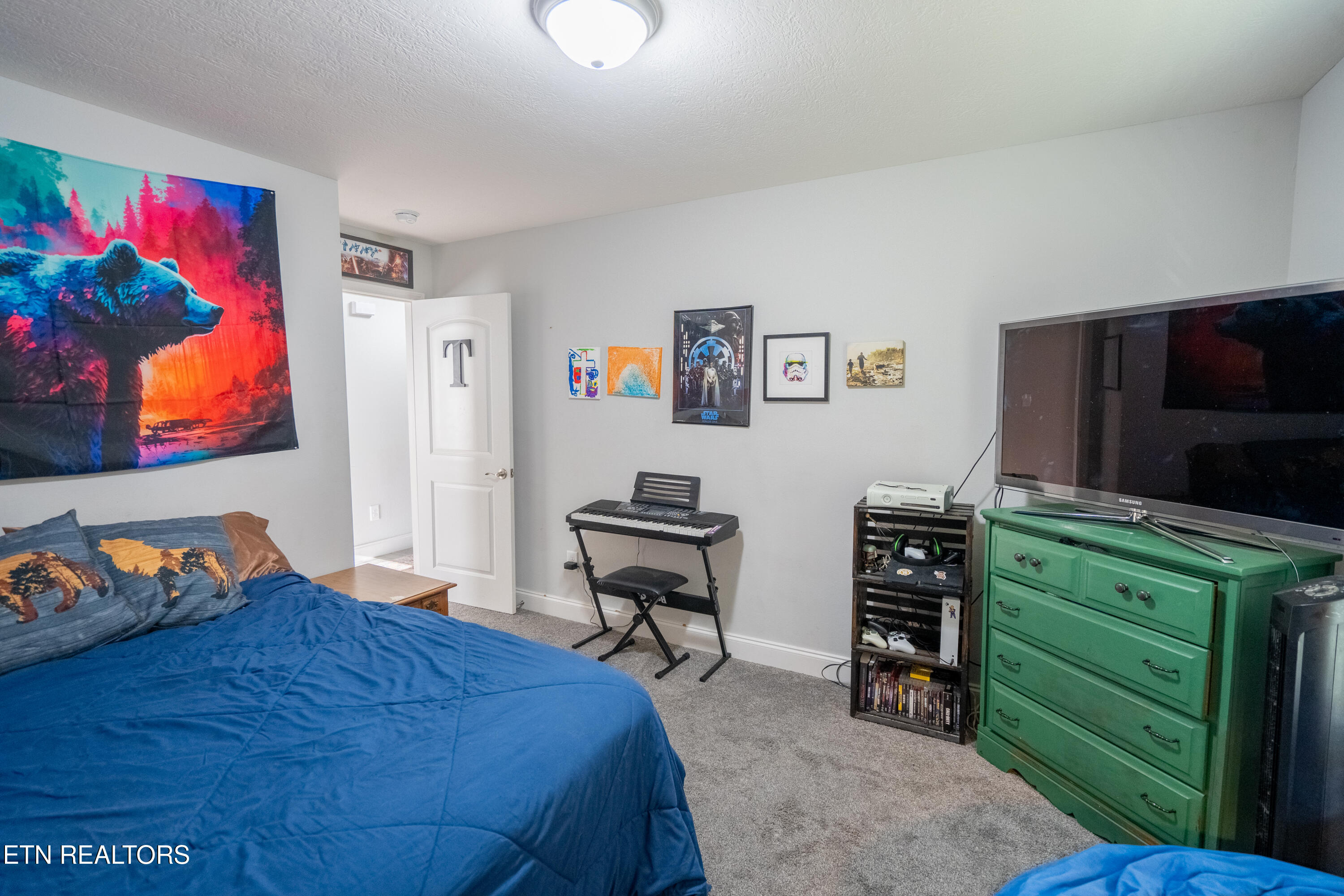 925 Loy Street Clinton TN 37716