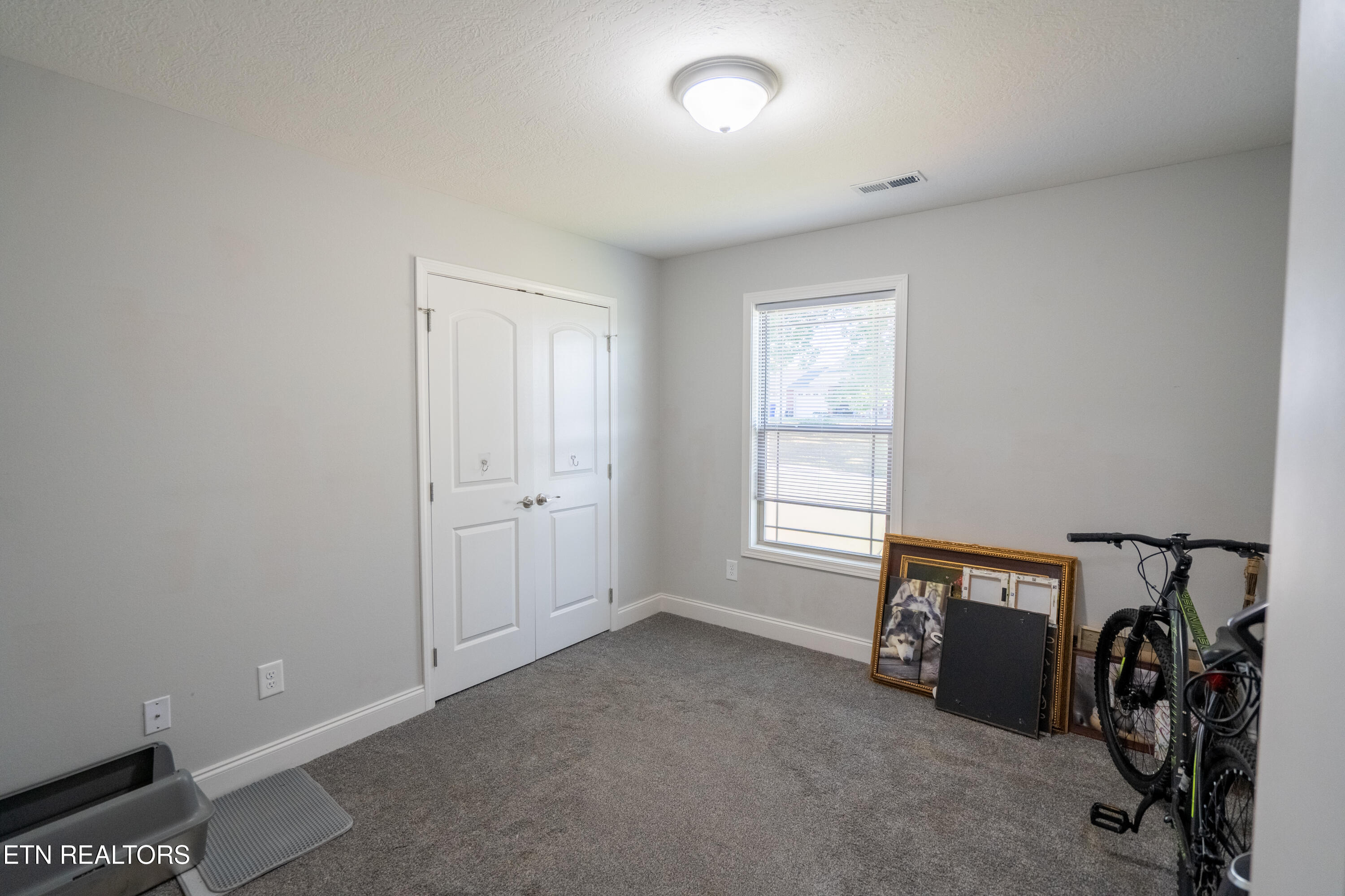 925 Loy Street Clinton TN 37716