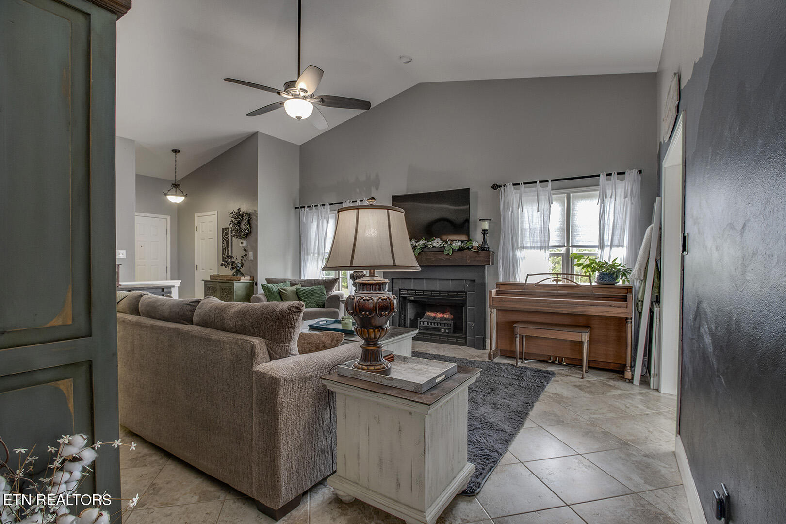 101 Poteau Trace Loudon TN 37774
