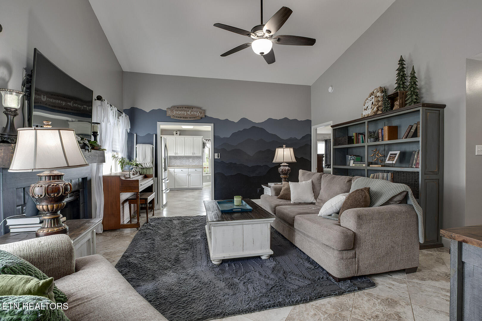 101 Poteau Trace Loudon TN 37774