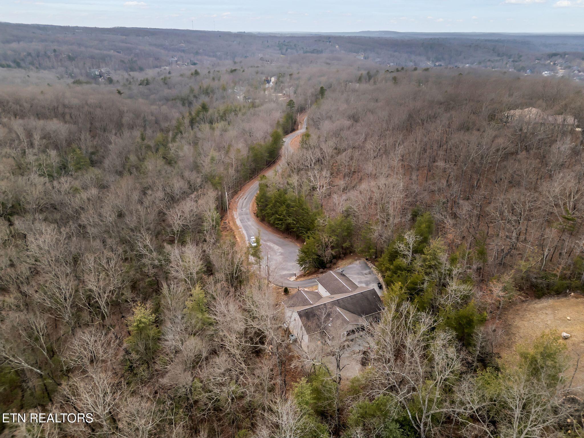 31 Byron Lane Crossville TN 38558