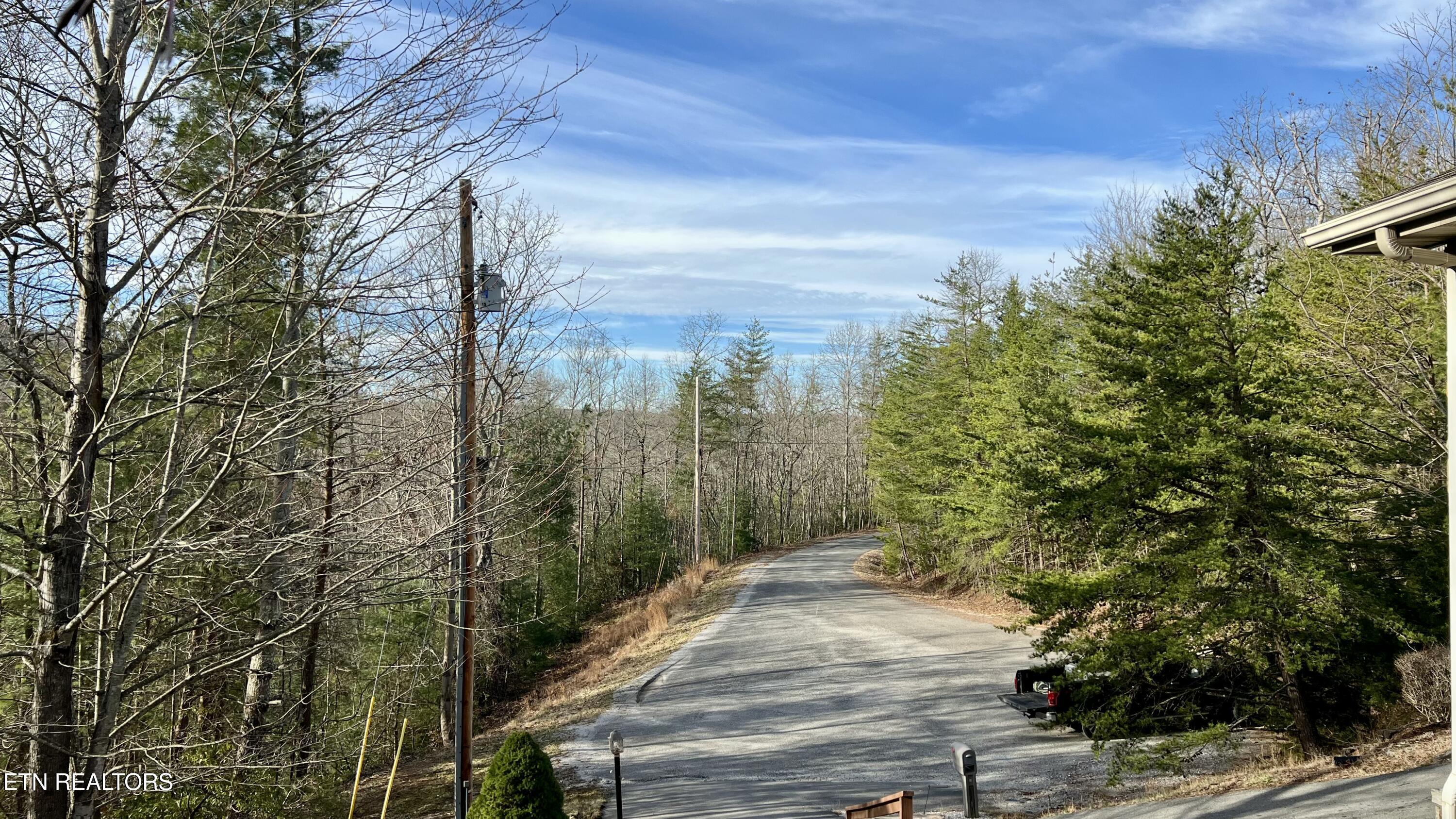31 Byron Lane Crossville TN 38558