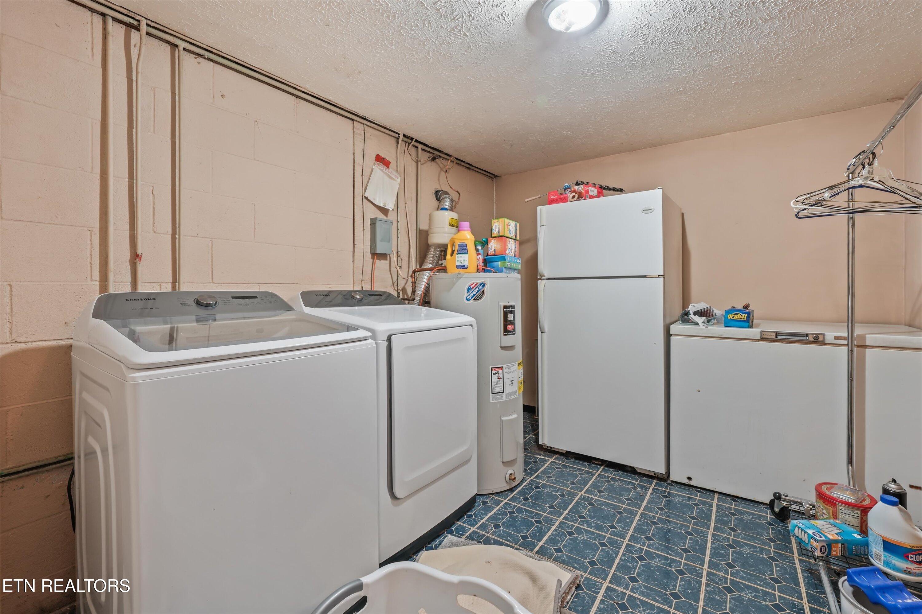 748 Christenson Road Deer Lodge TN 37726