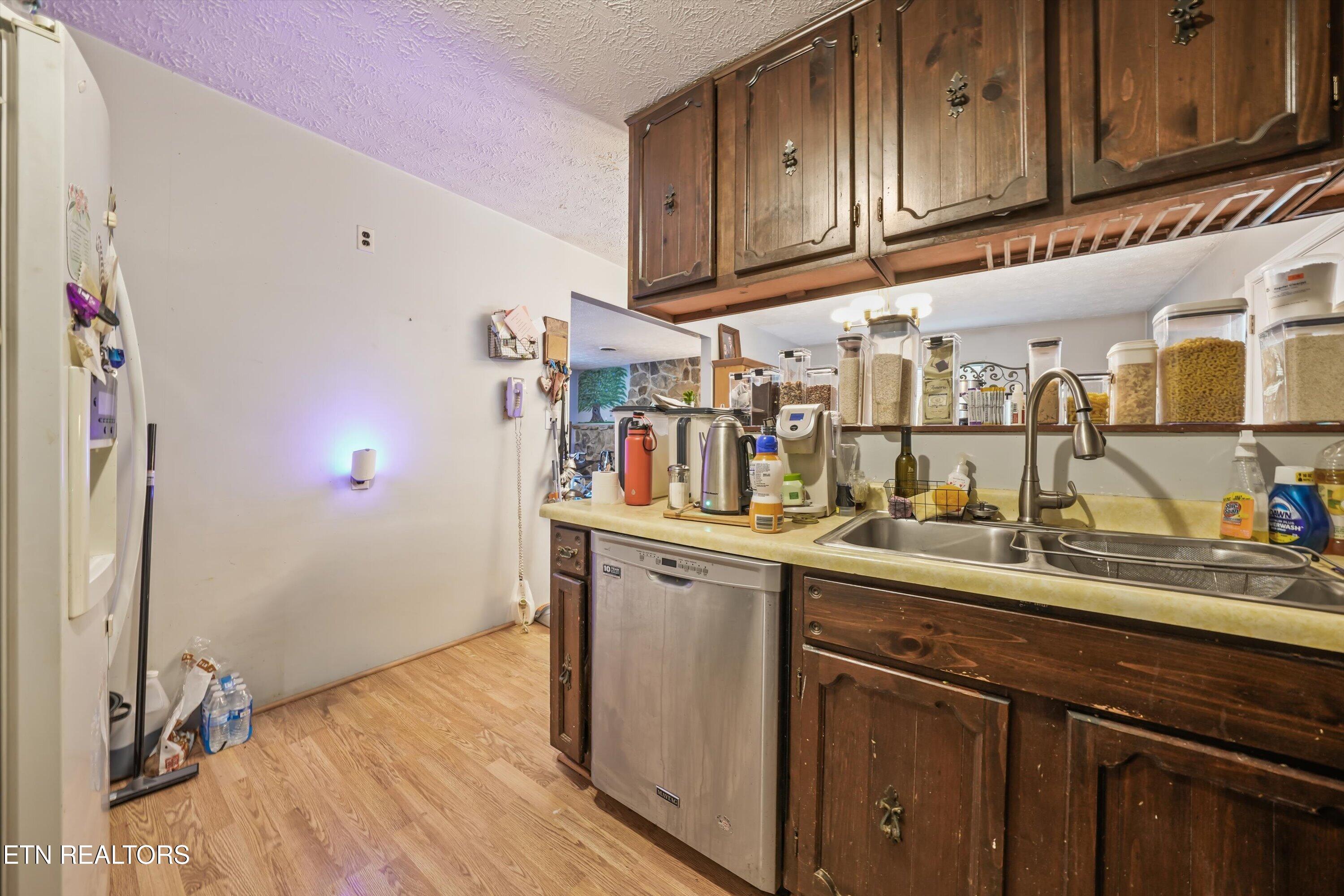 748 Christenson Road Deer Lodge TN 37726
