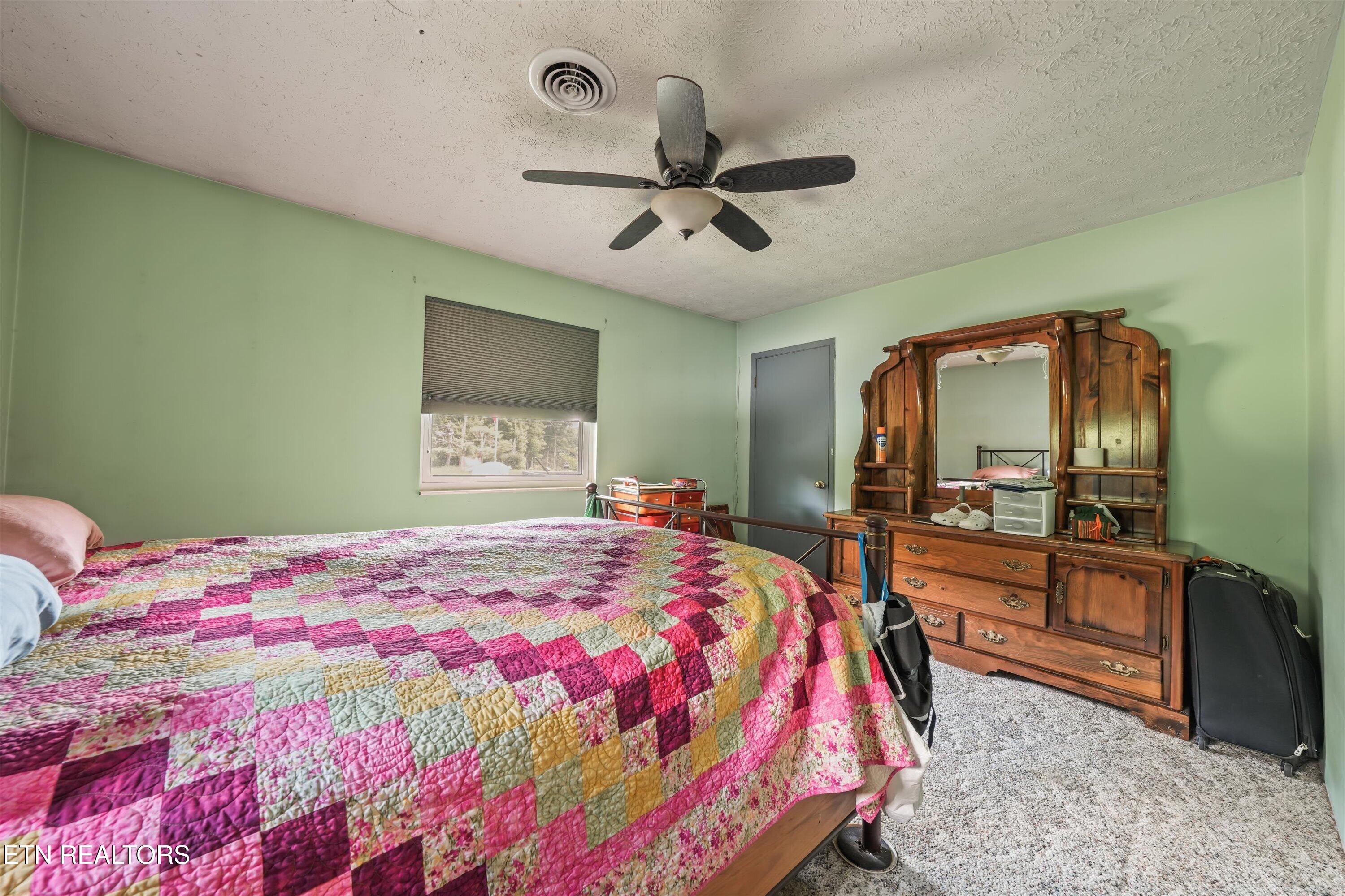 748 Christenson Road Deer Lodge TN 37726