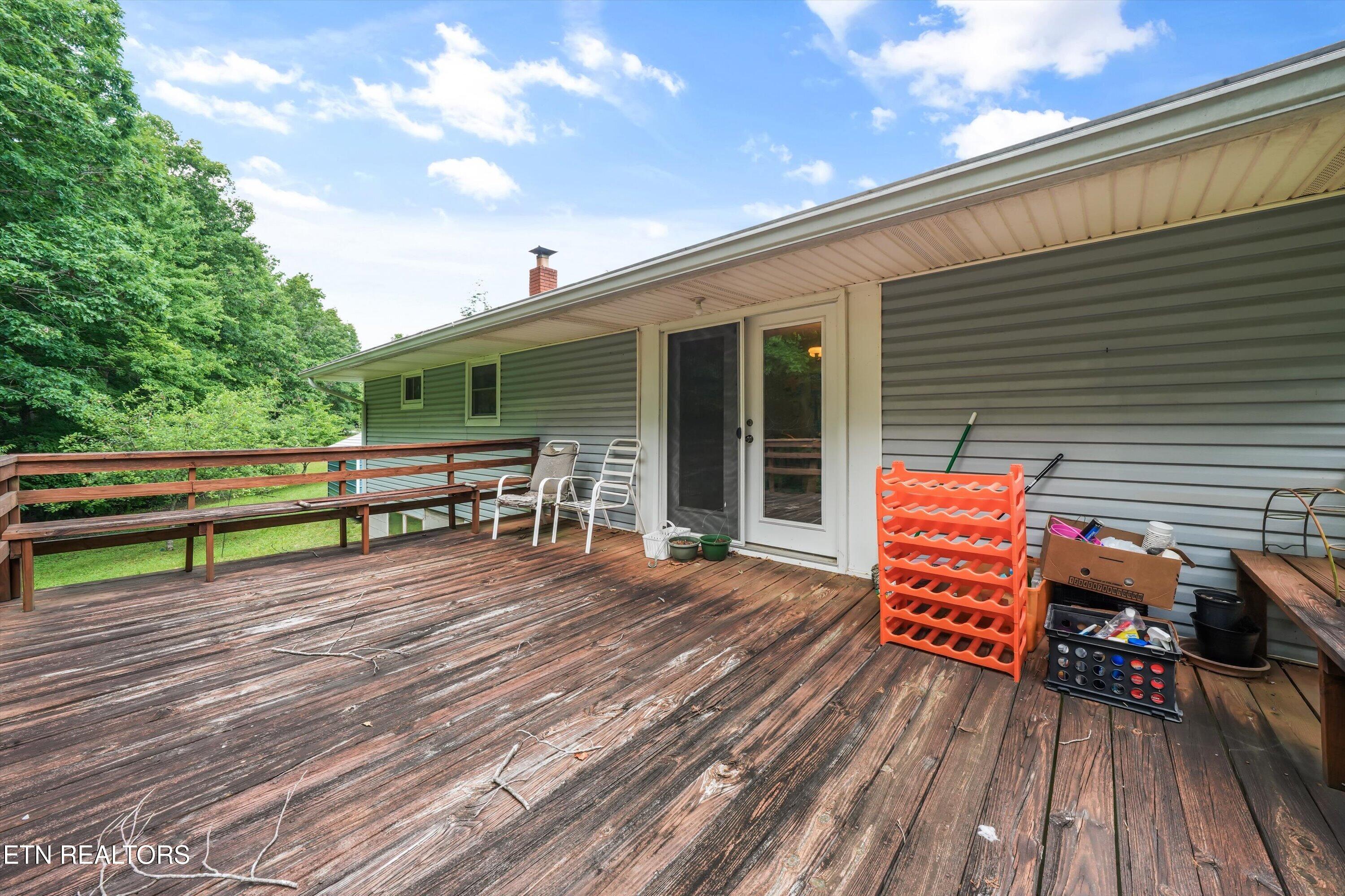 748 Christenson Road Deer Lodge TN 37726