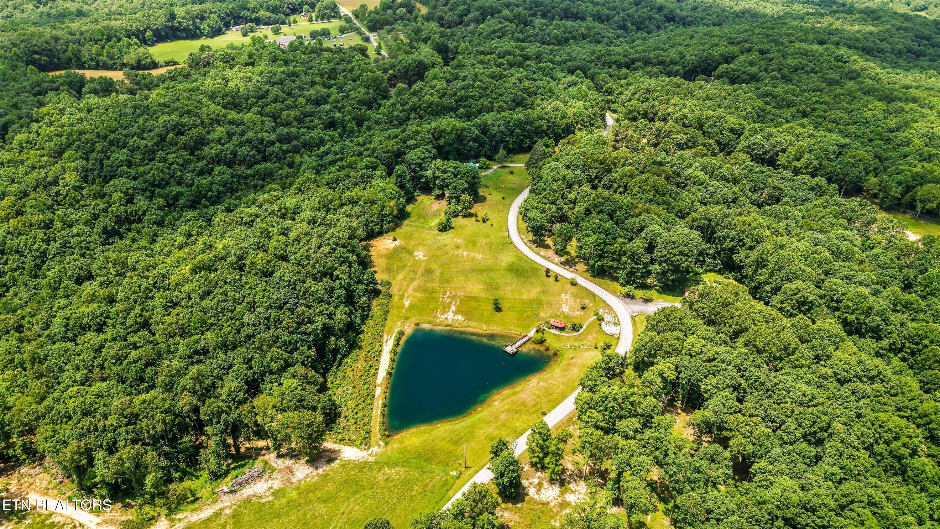 748 Christenson Road Deer Lodge TN 37726