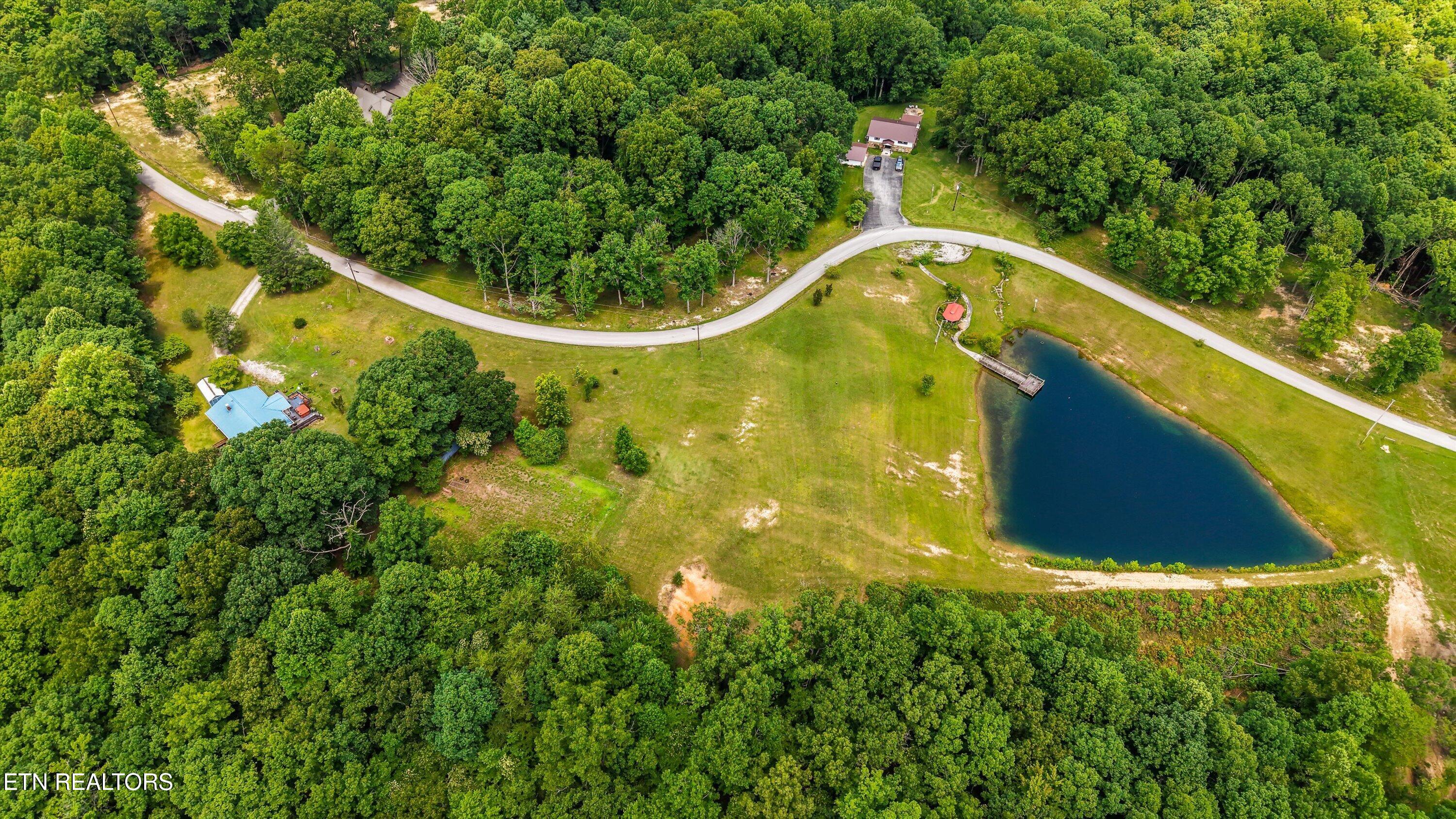 748 Christenson Road Deer Lodge TN 37726