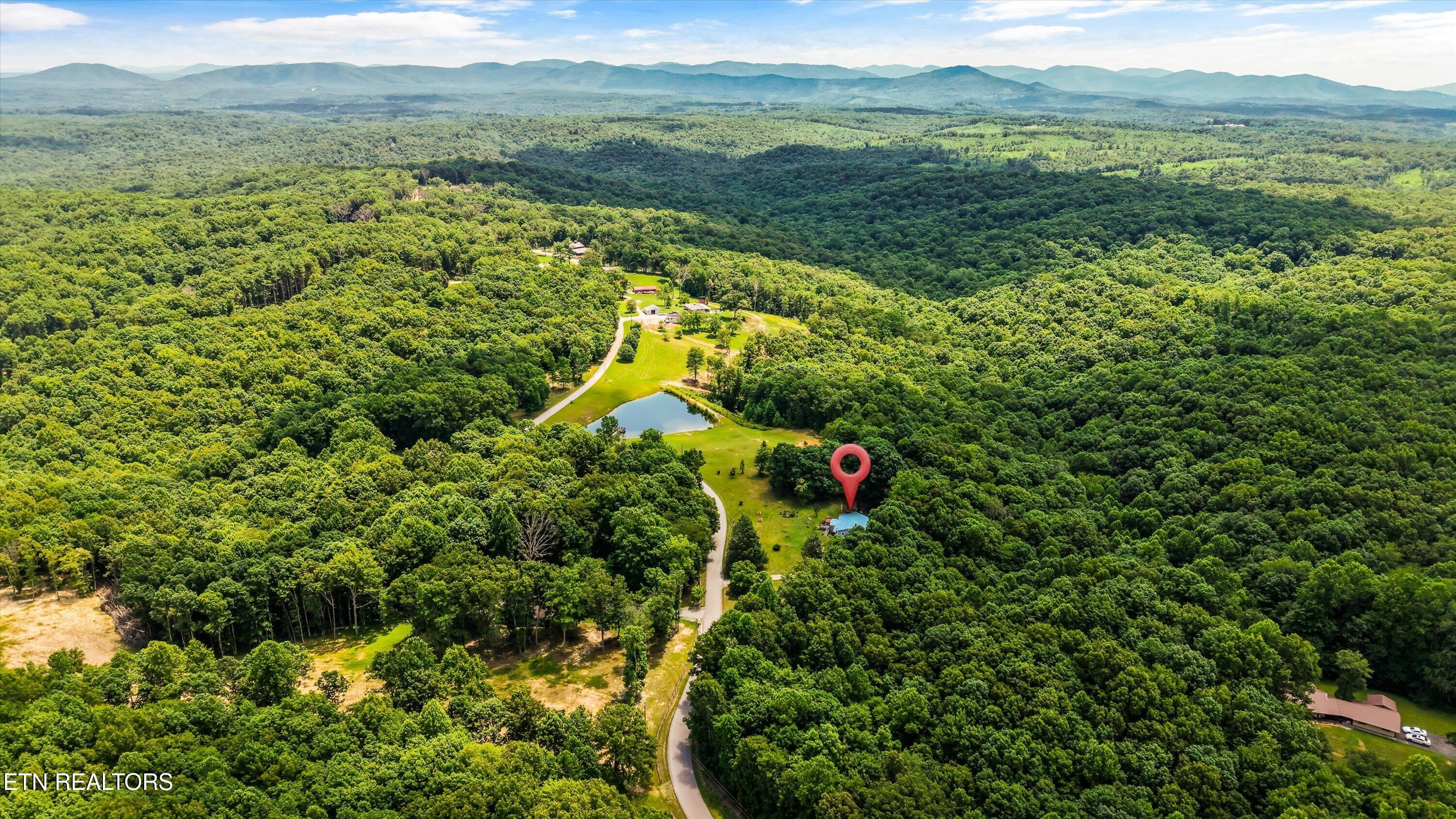 748 Christenson Road Deer Lodge TN 37726
