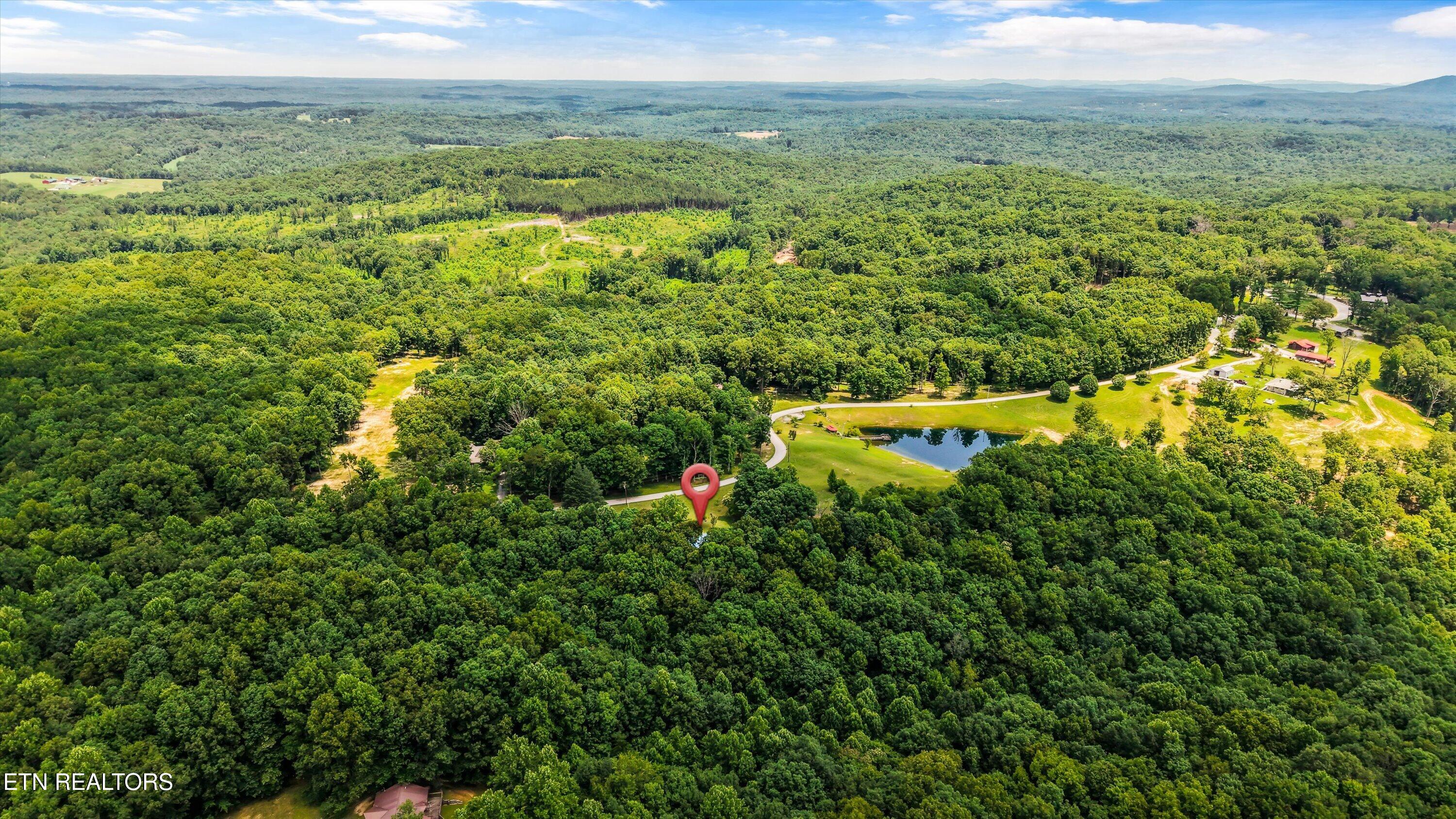 748 Christenson Road Deer Lodge TN 37726