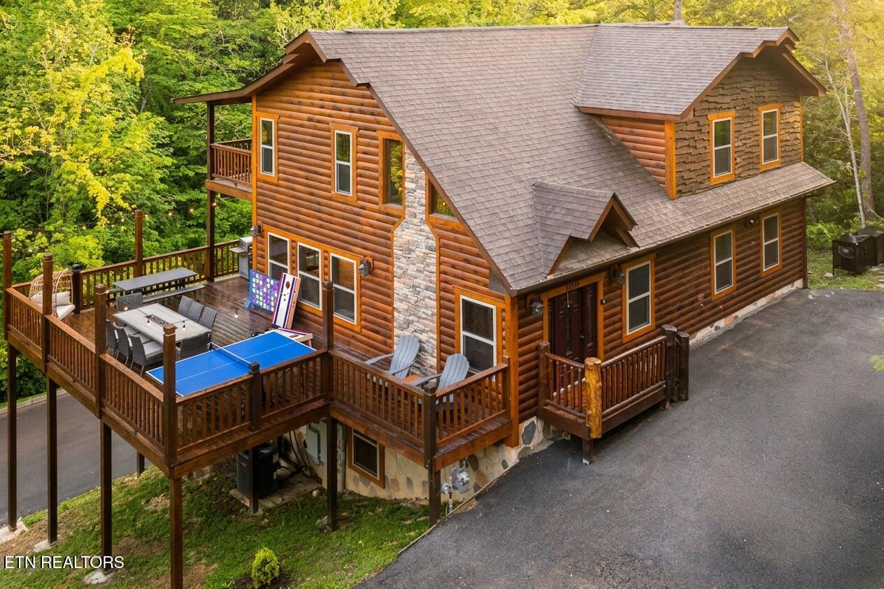 2359 Alpine Village Way Pigeon Forge TN 37863
