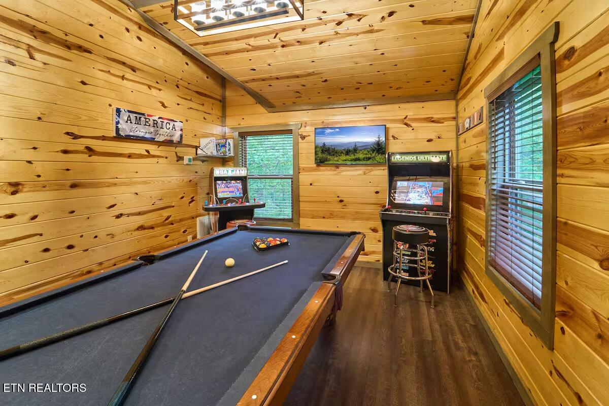 2359 Alpine Village Way Pigeon Forge TN 37863