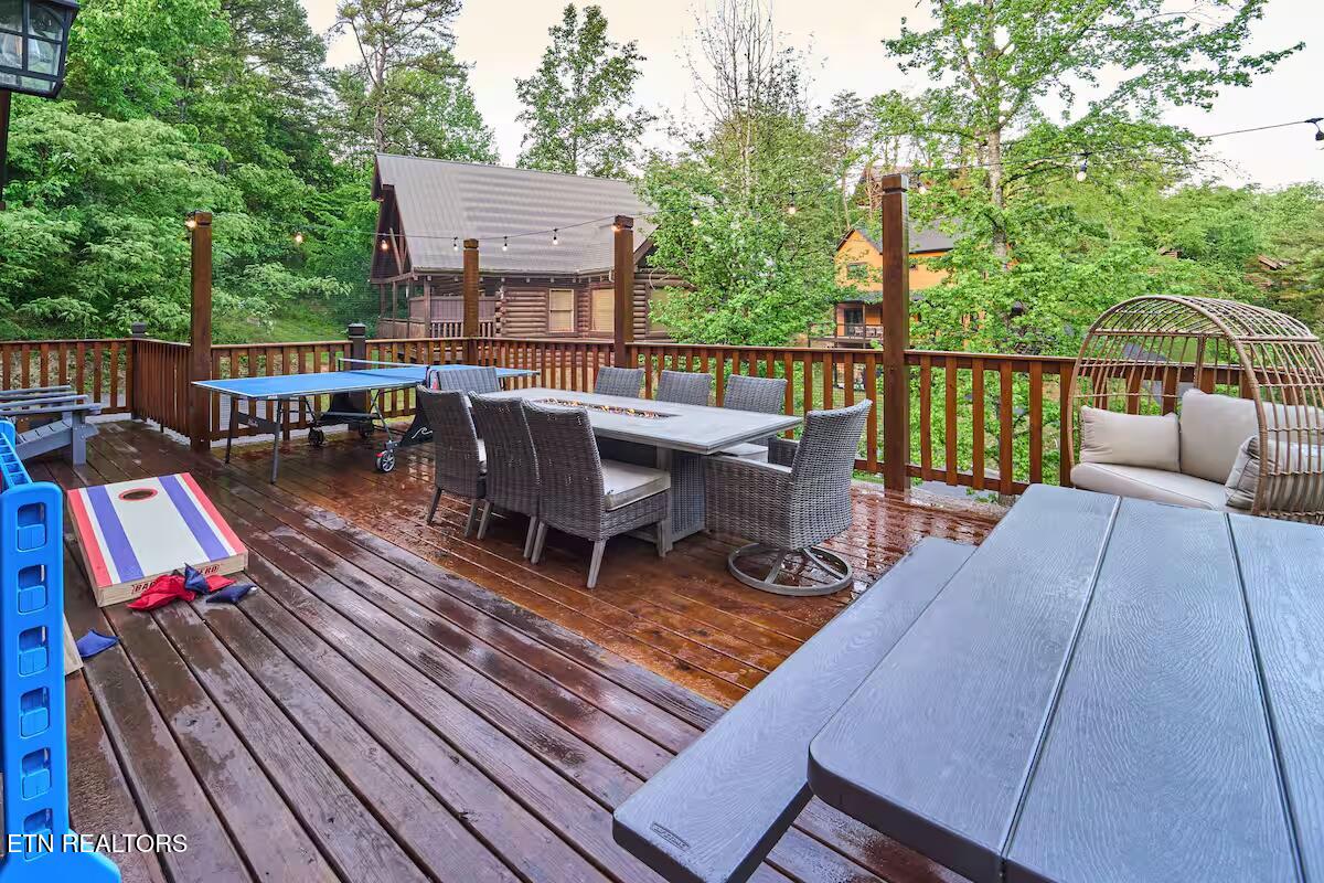 2359 Alpine Village Way Pigeon Forge TN 37863