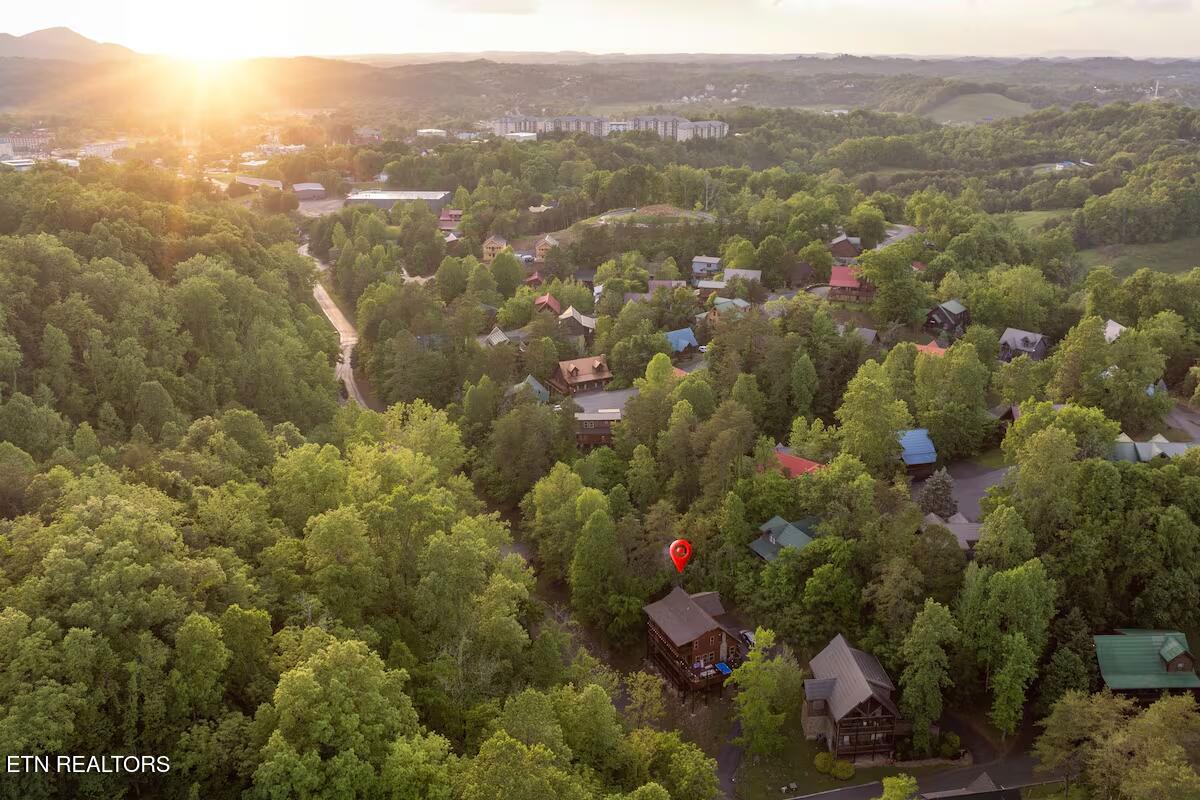 2359 Alpine Village Way Pigeon Forge TN 37863