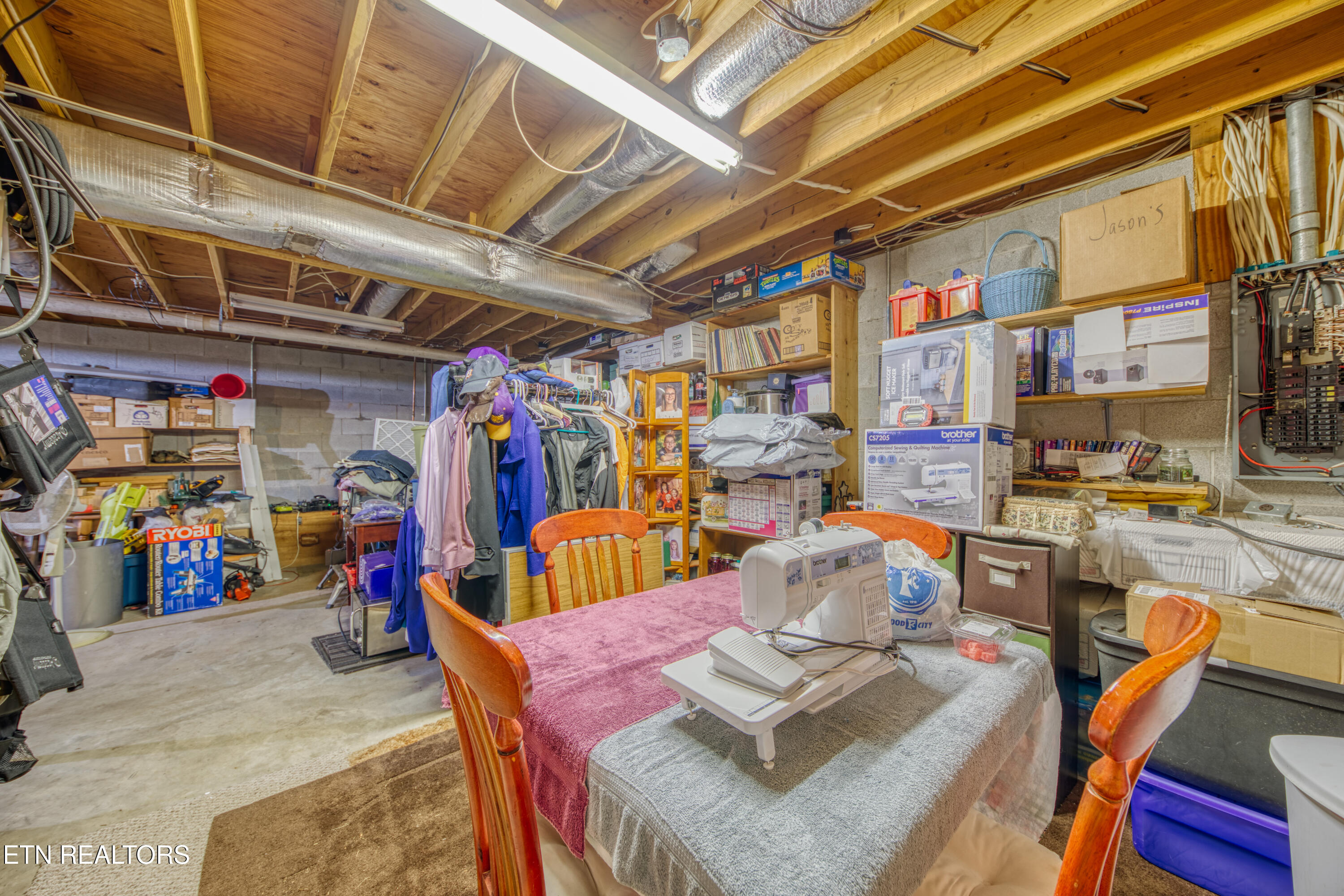 130 Brentwood Circle Oliver Springs TN 37840
