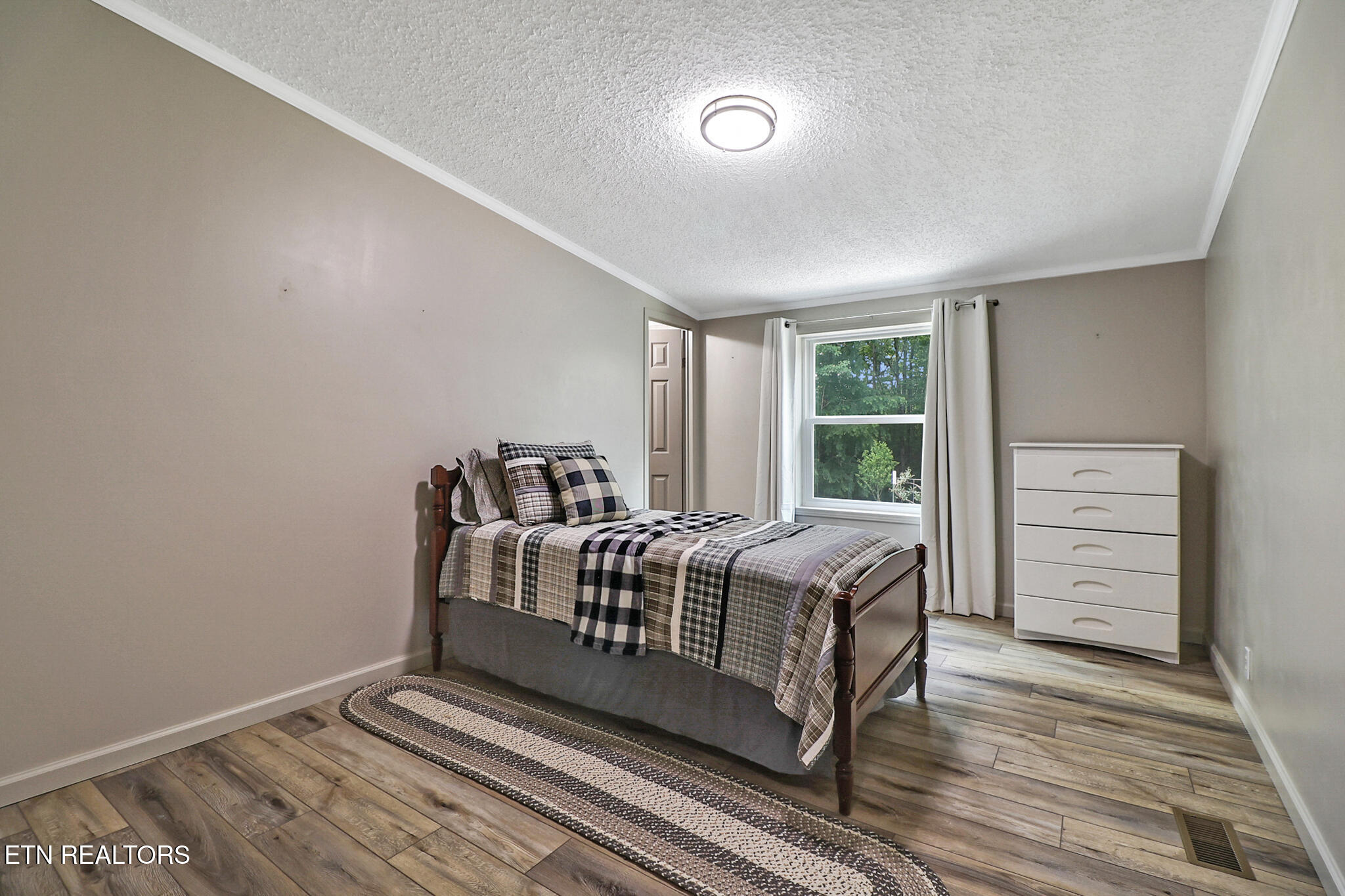 149 Vandever Lane Crossville TN 38572
