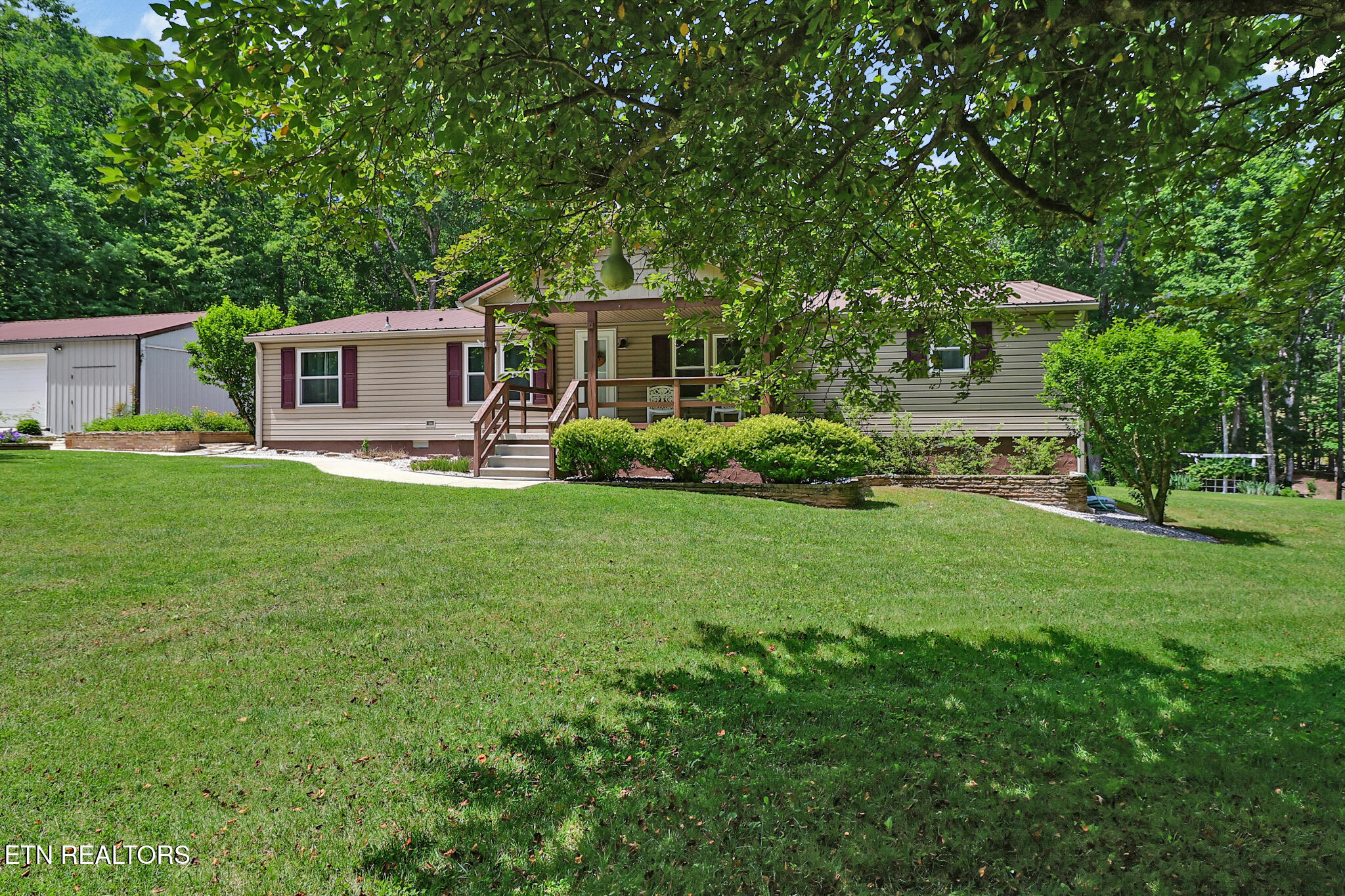 149 Vandever Lane Crossville TN 38572