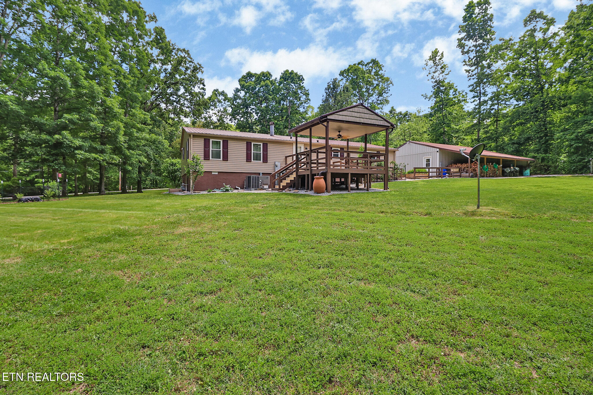 149 Vandever Lane Crossville TN 38572